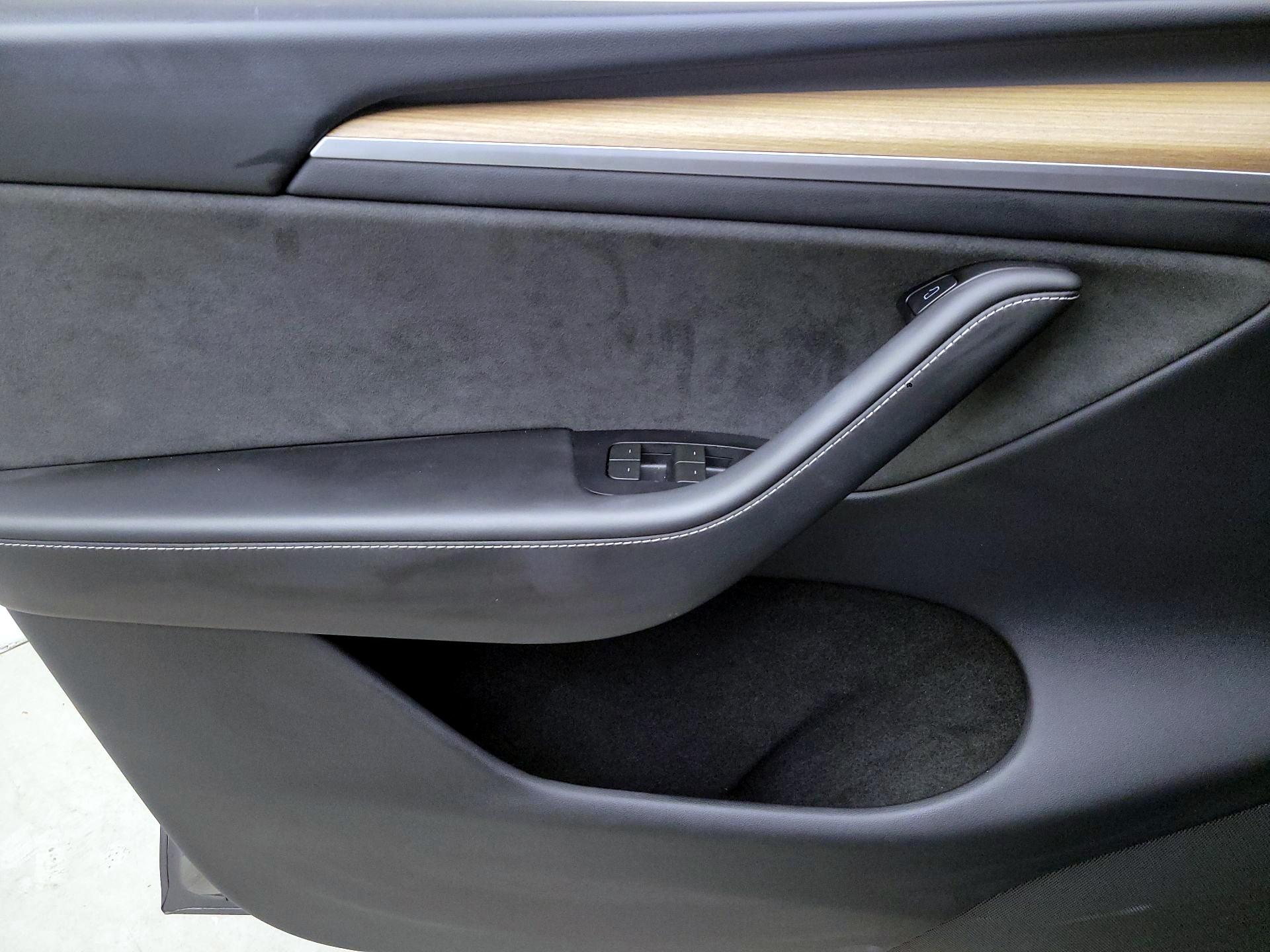 Thumbnail: 2024 Tesla Model Y - 12