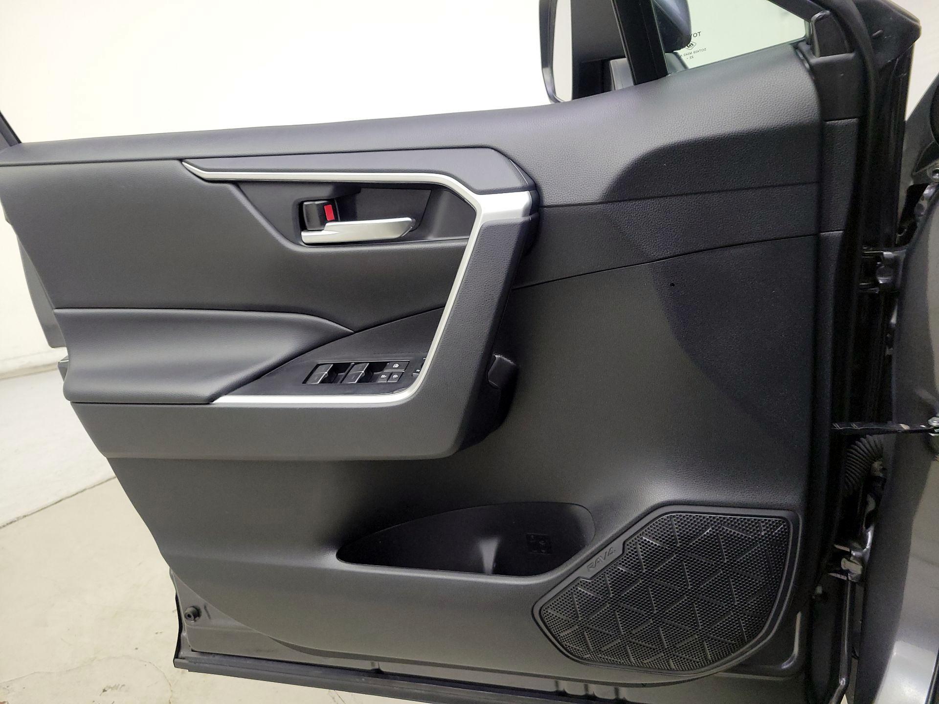Thumbnail: 2023 Toyota RAV4 - 12