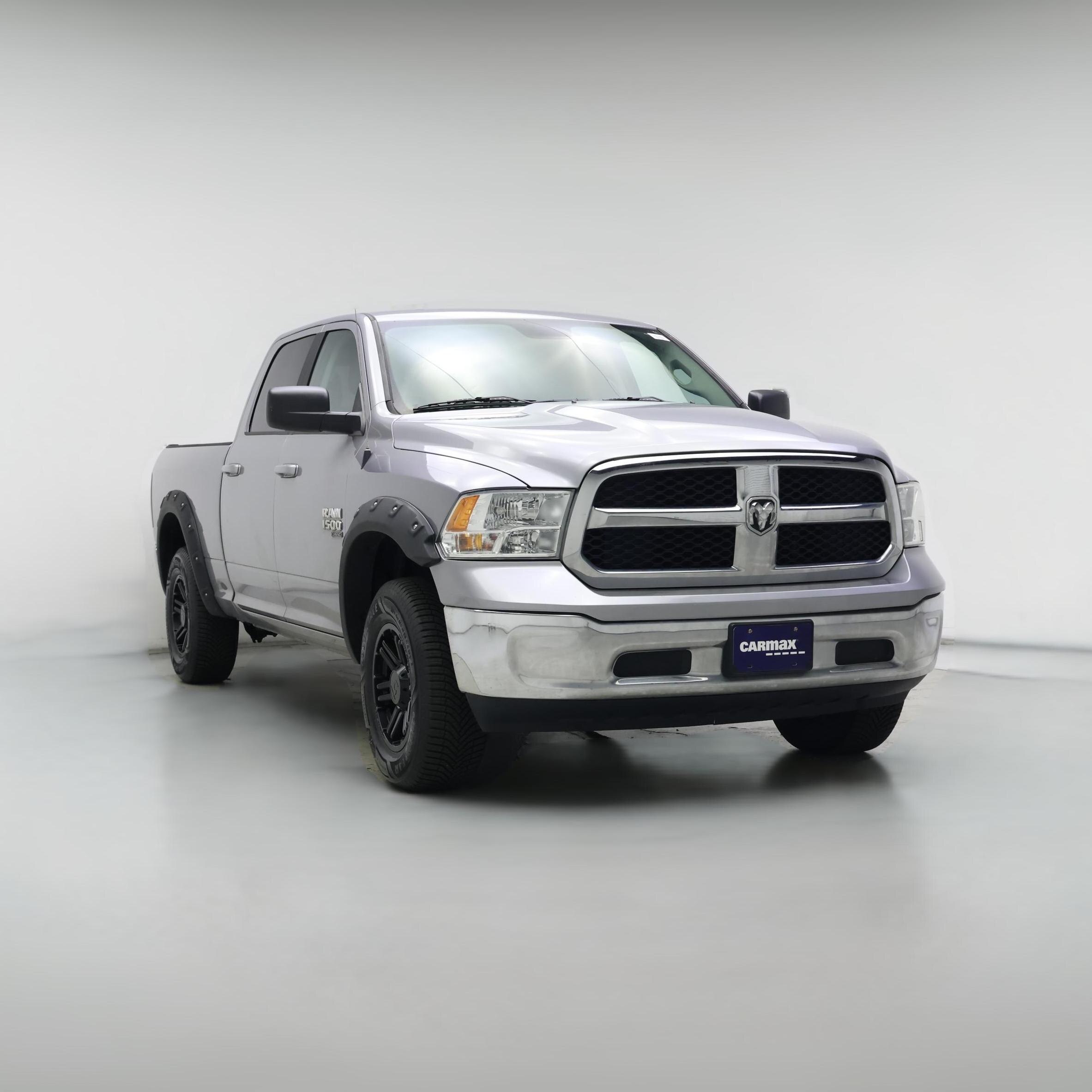 Thumbnail: 2019 RAM 1500 Classic - 1