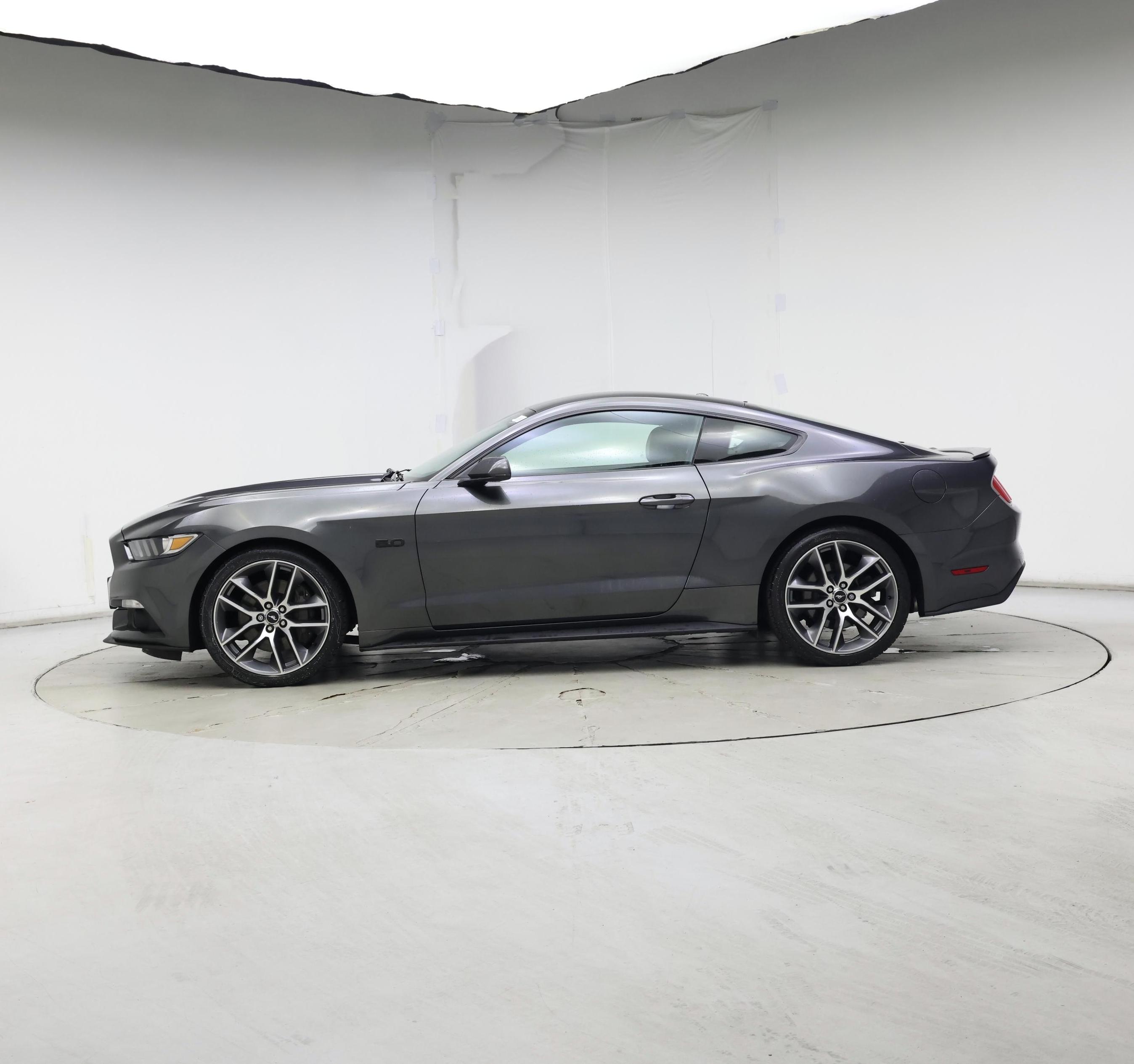 Thumbnail: 2017 Ford Mustang - 3