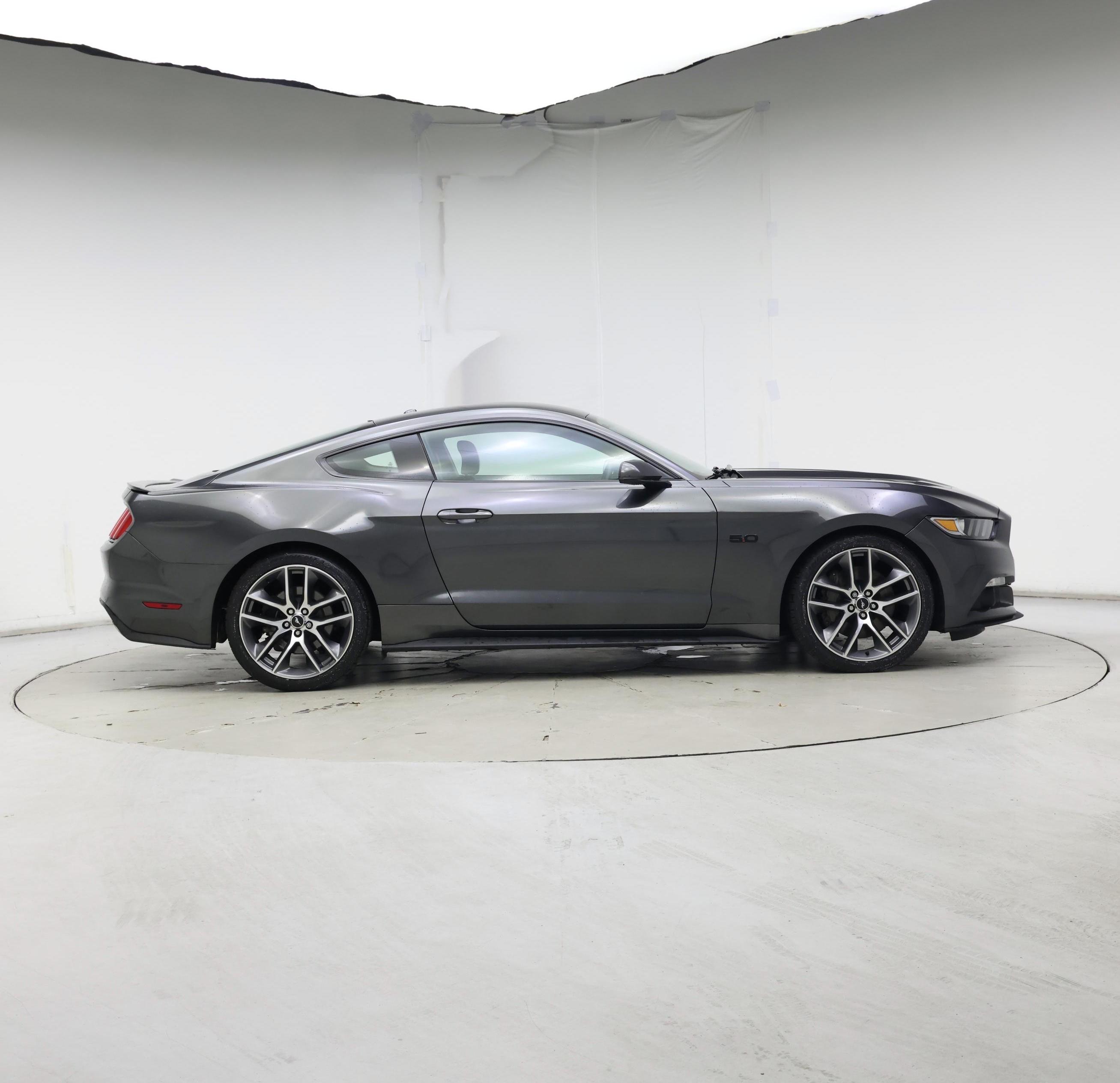 Thumbnail: 2017 Ford Mustang - 7