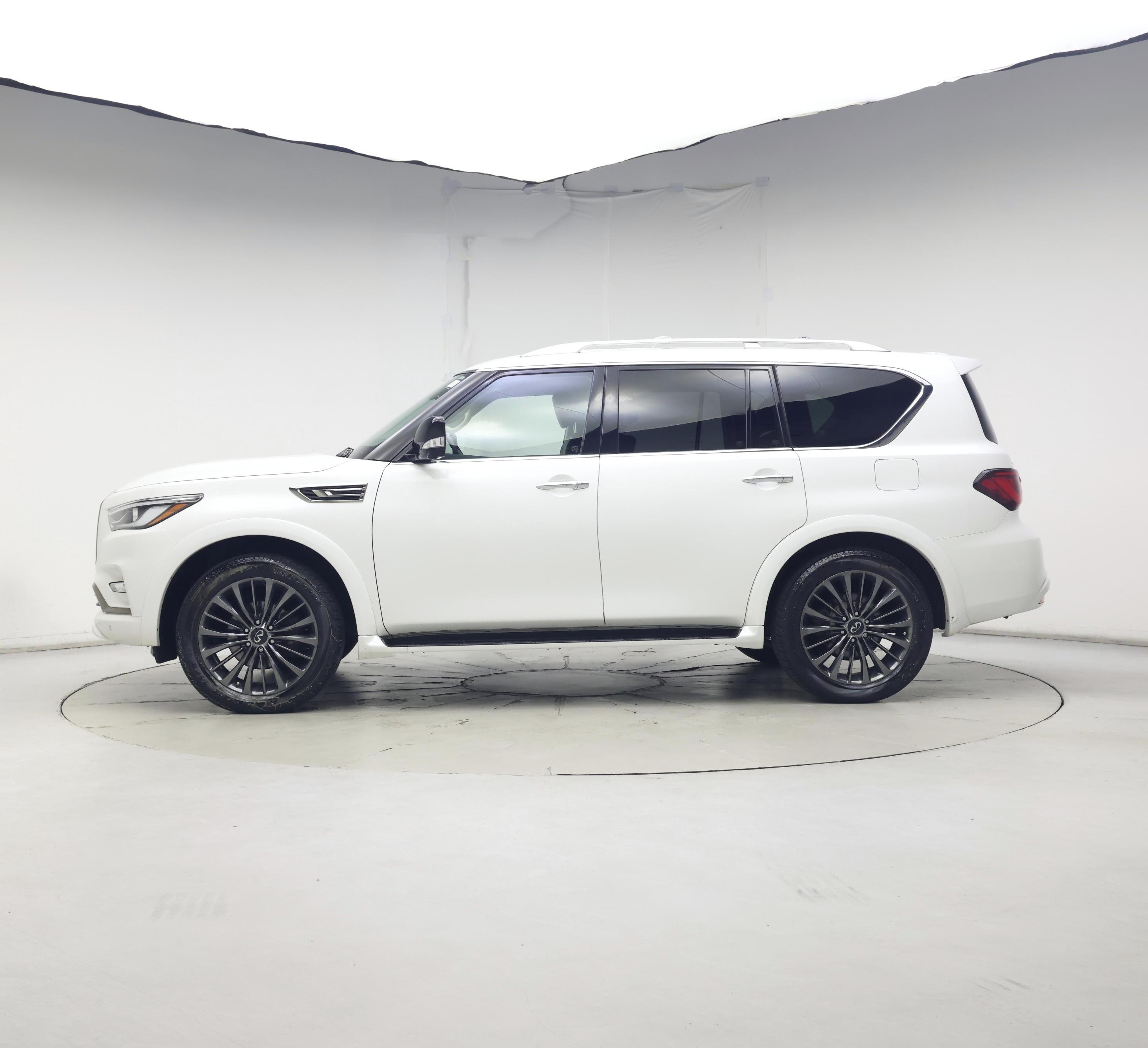 Thumbnail: 2021 INFINITI QX80 - 3