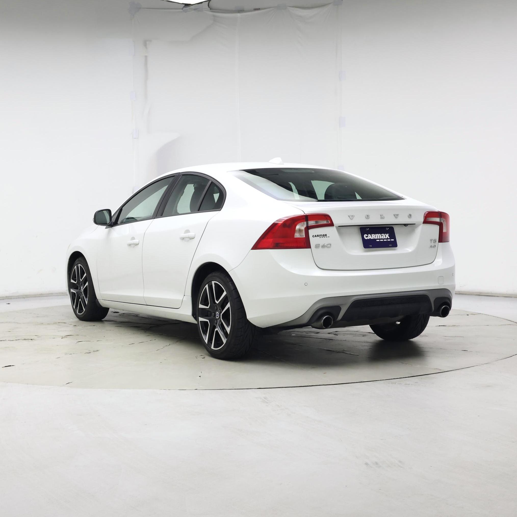 Thumbnail: 2018 Volvo S60 - 2