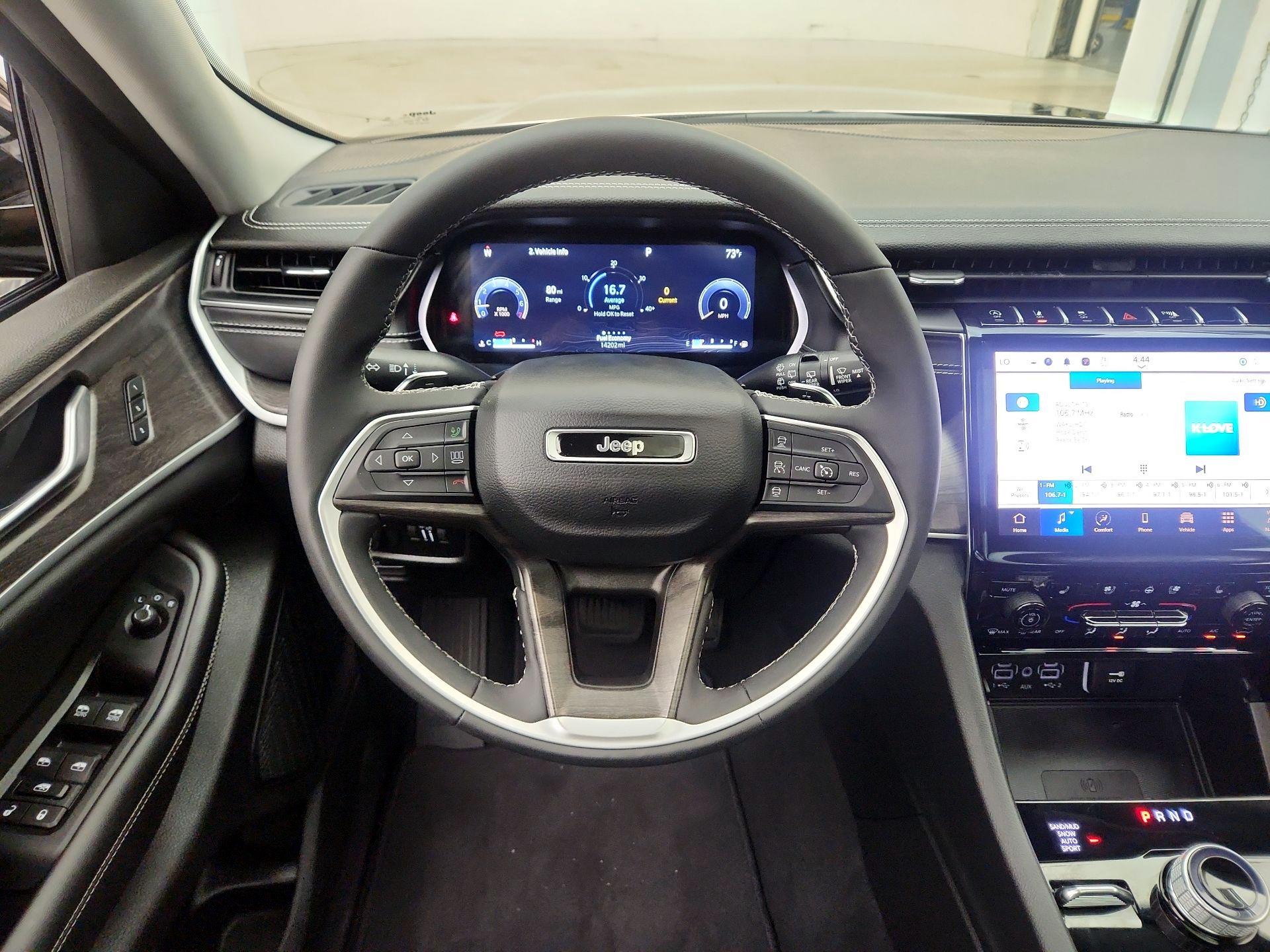 Thumbnail: 2023 Jeep Grand Cherokee L - 10