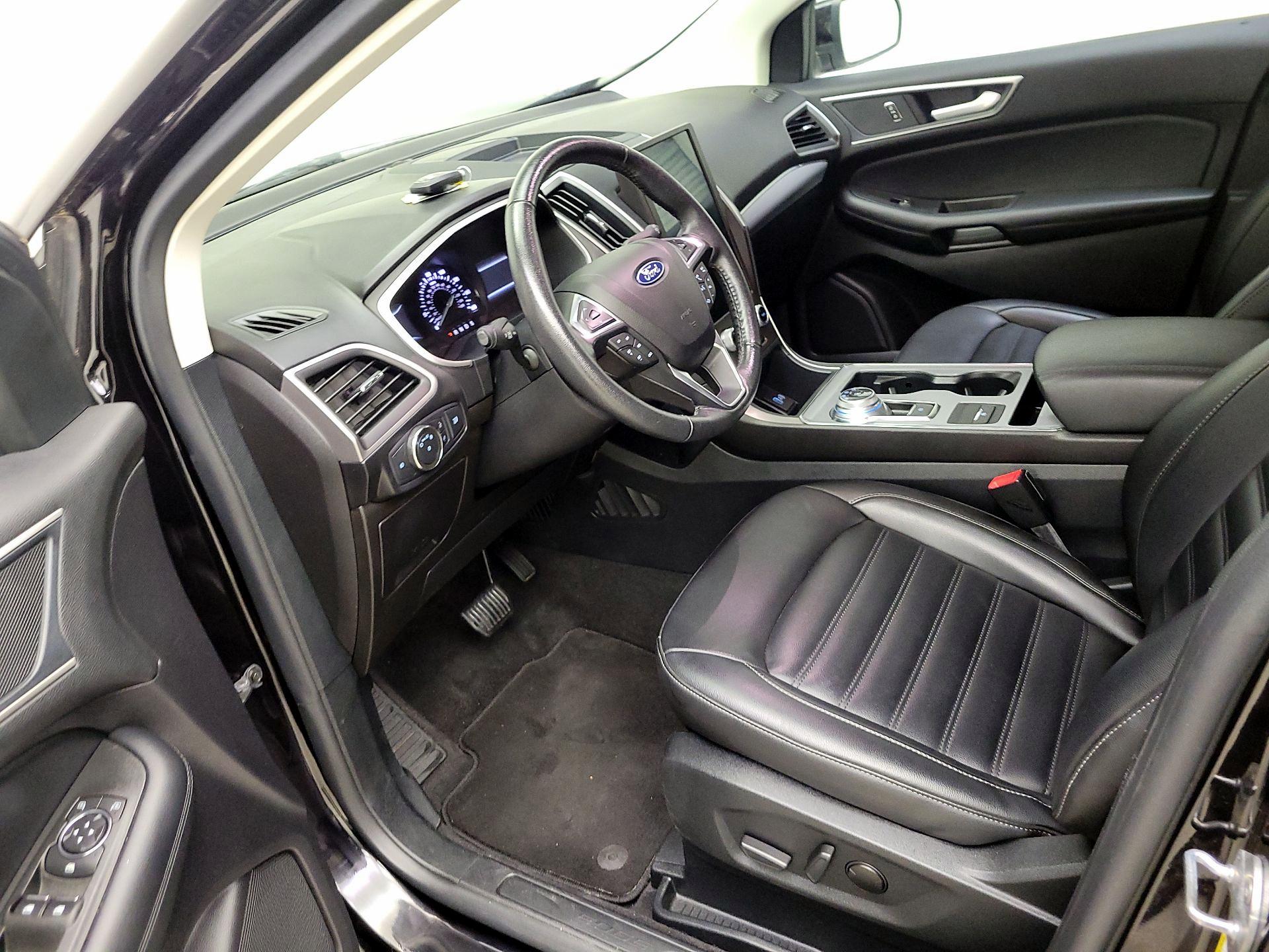 Thumbnail: 2021 Ford Edge - 11