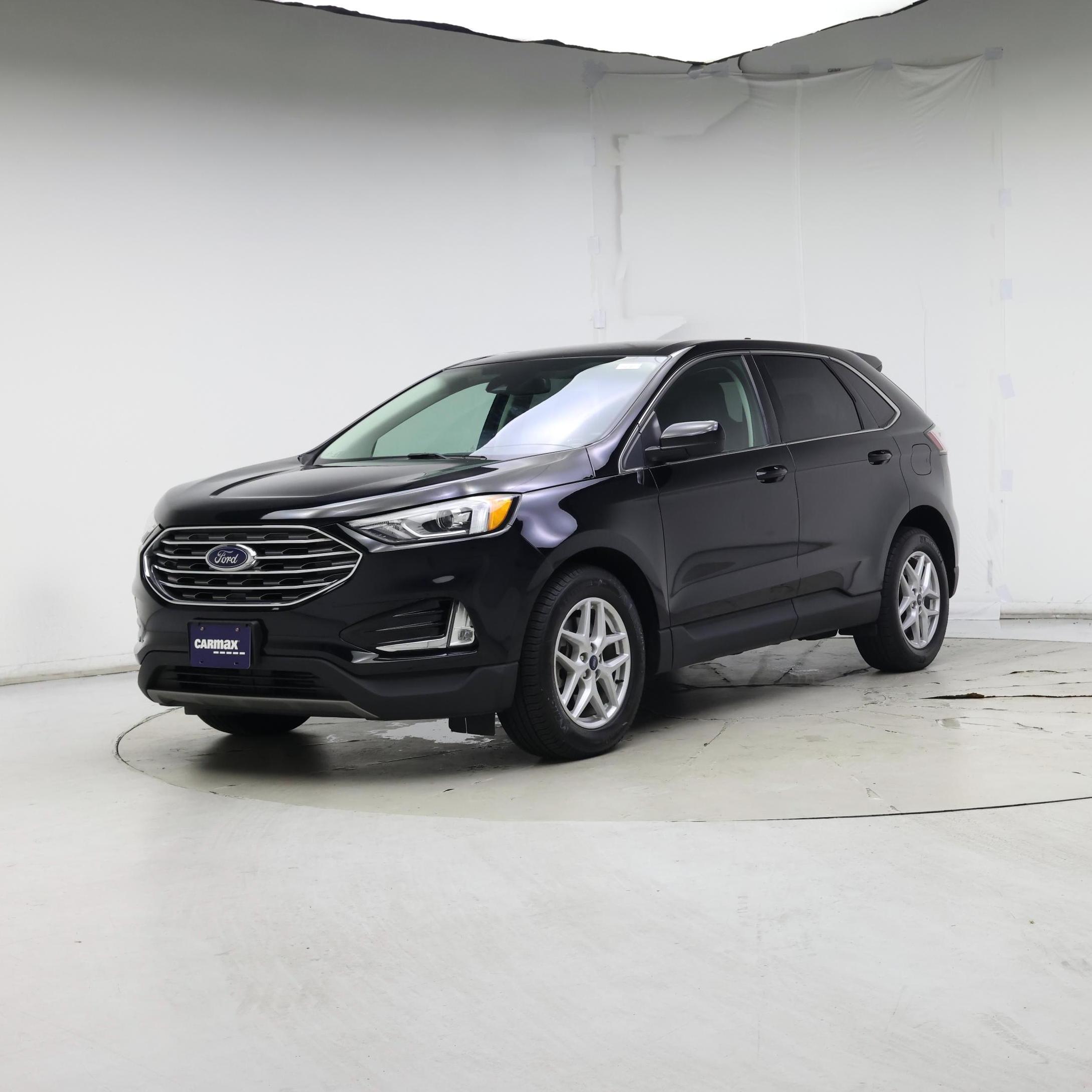 Thumbnail: 2021 Ford Edge - 4