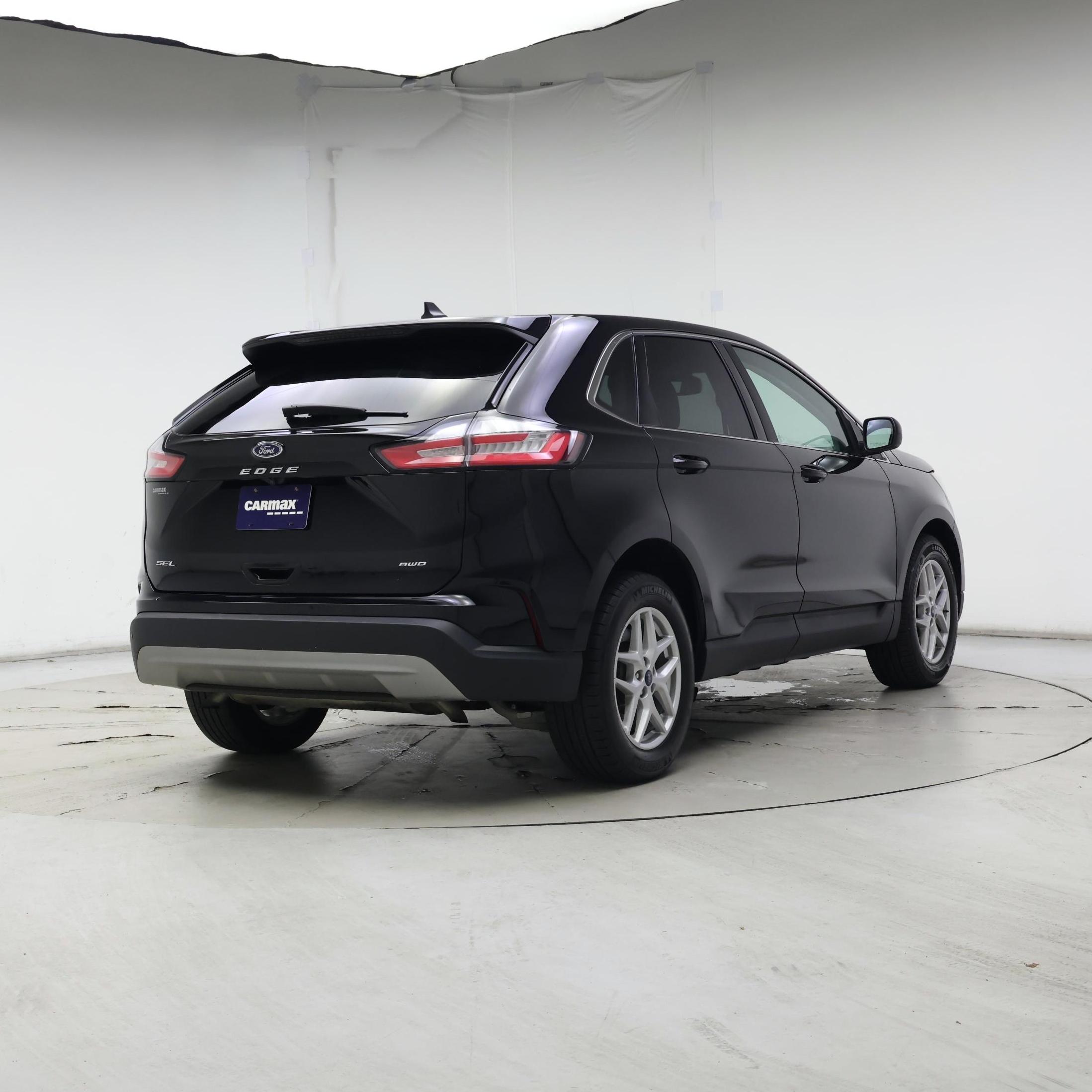 Thumbnail: 2021 Ford Edge - 8