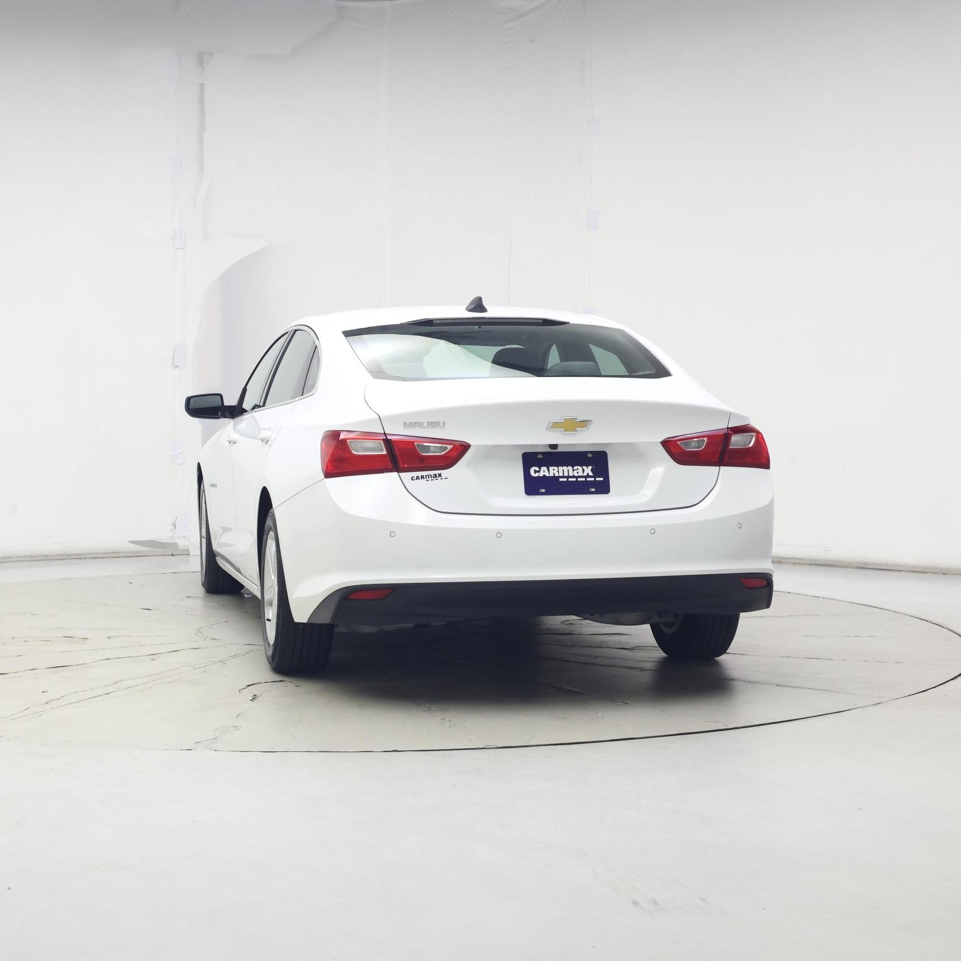 Thumbnail: 2021 Chevrolet Malibu - 6