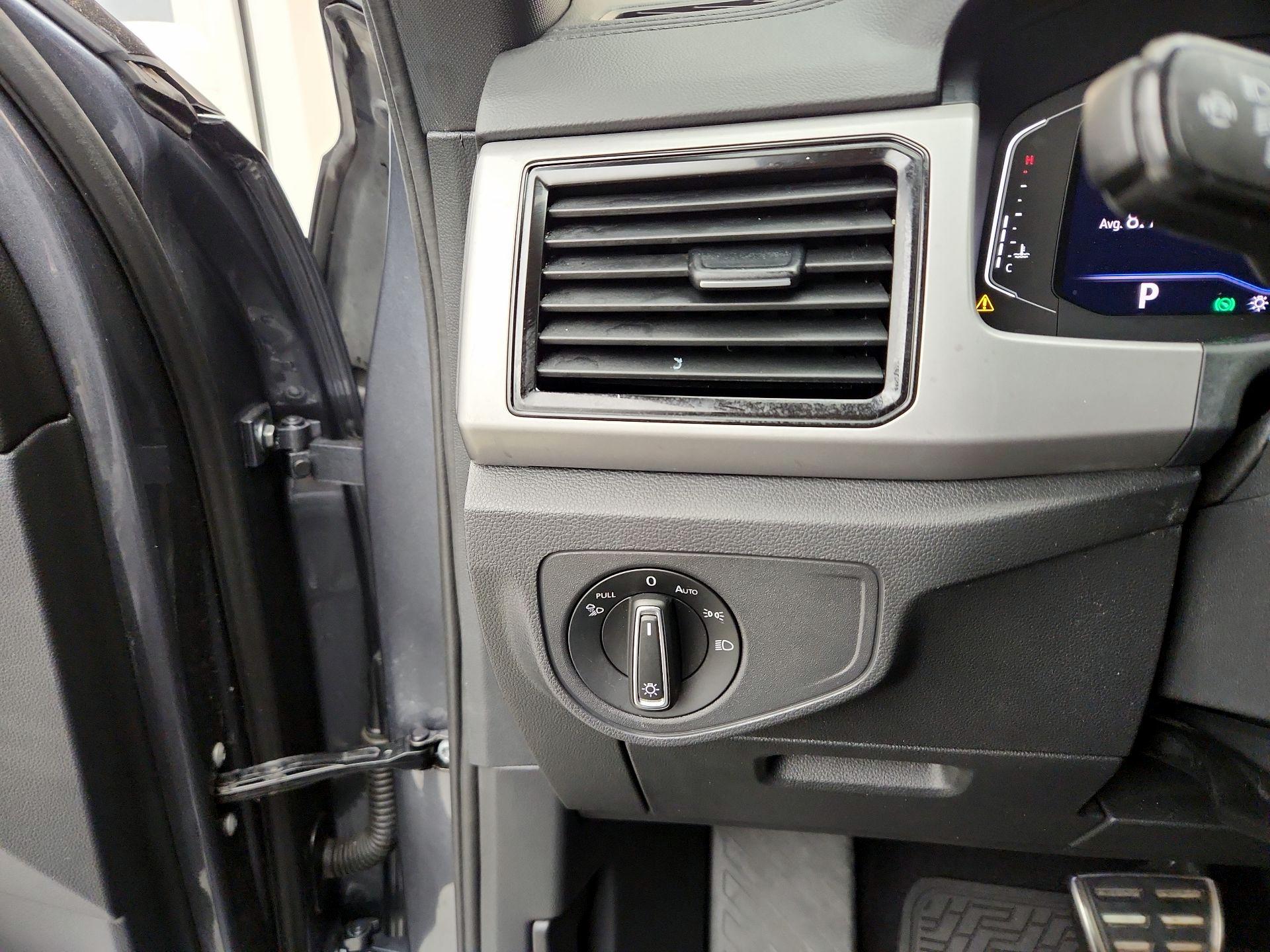 Thumbnail: 2020 Volkswagen Atlas - 13