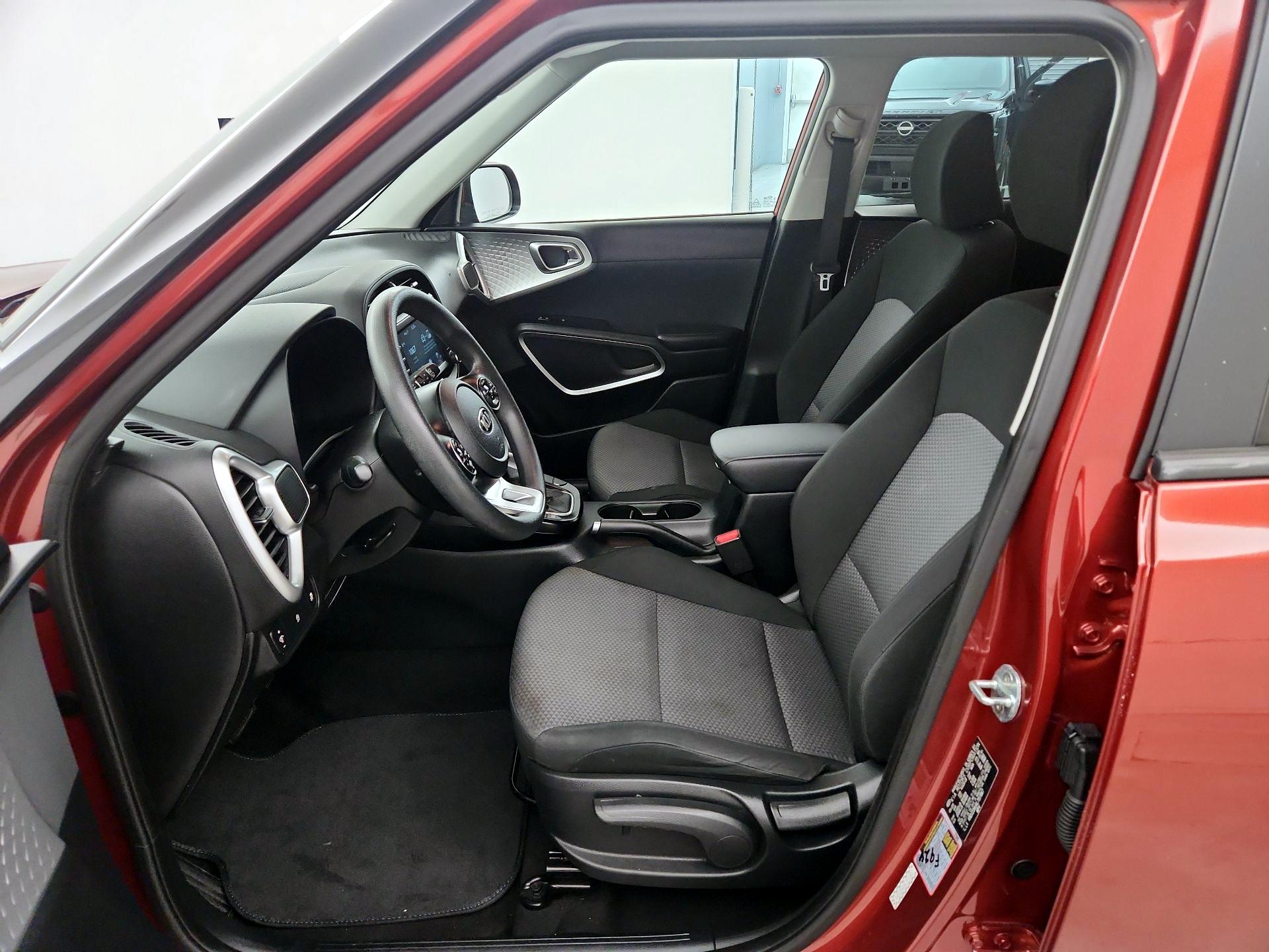 Thumbnail: 2020 Kia Soul - 9