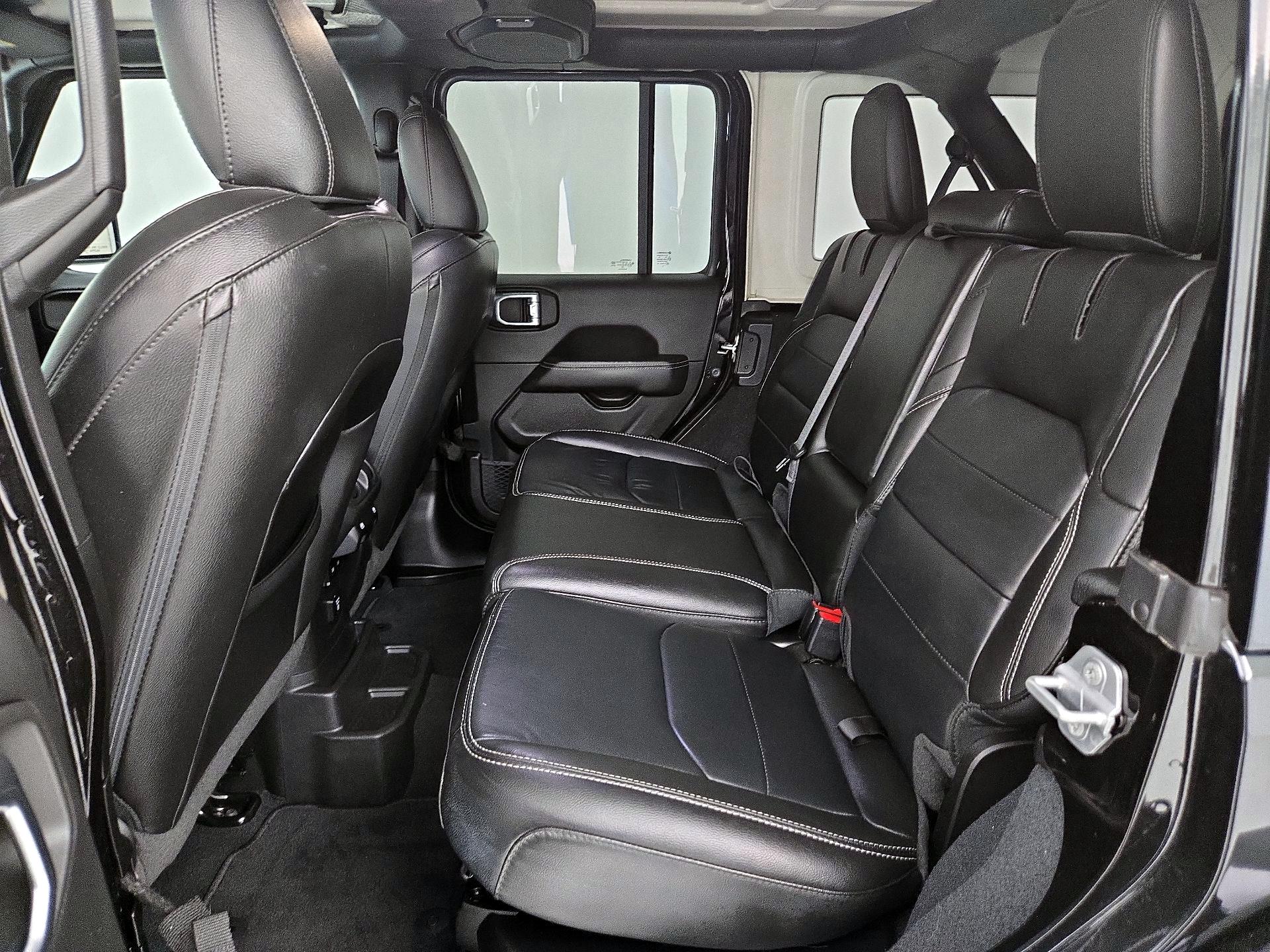 Thumbnail: 2022 Jeep Wrangler - 20
