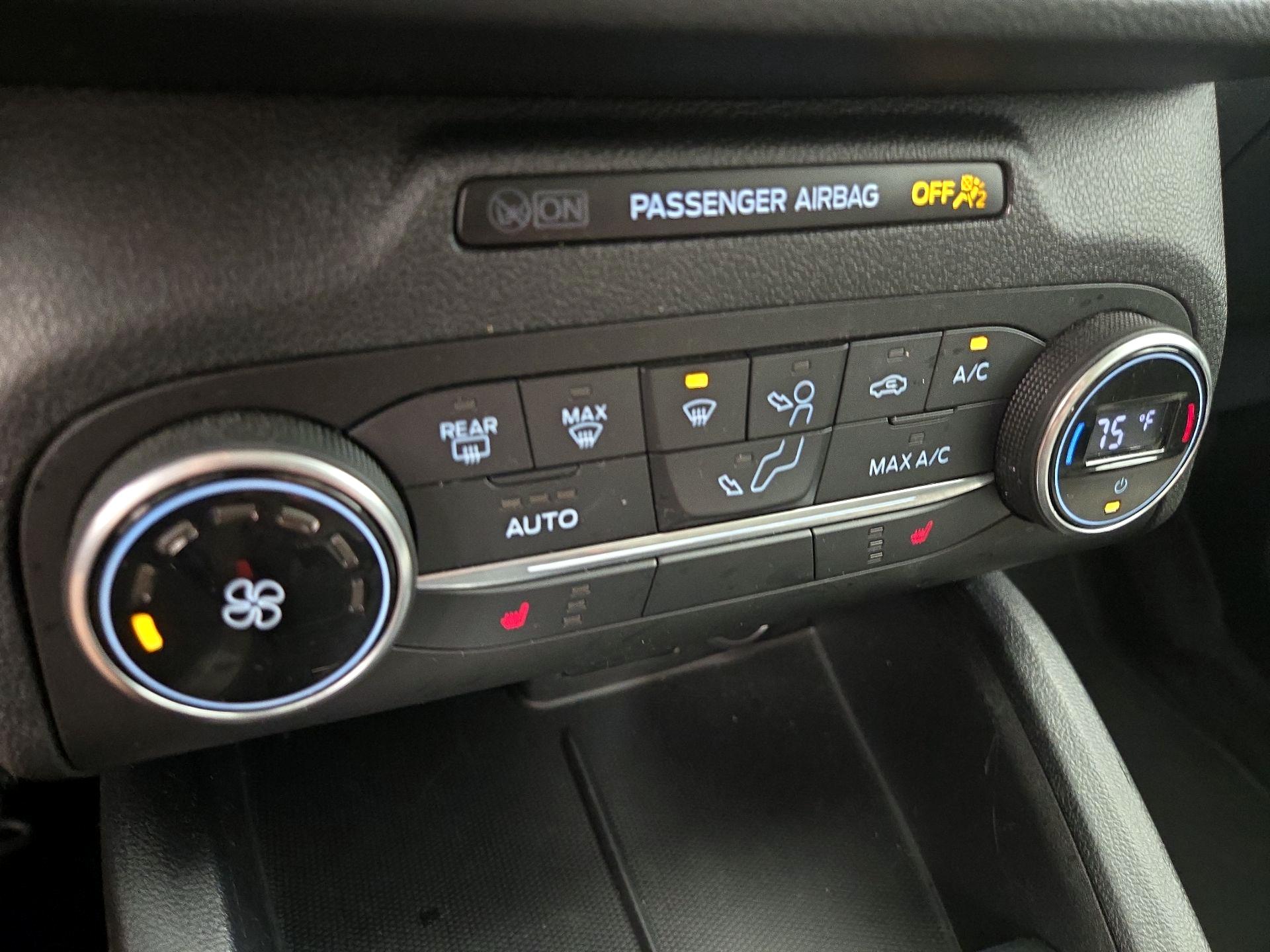 Thumbnail: 2020 Ford Escape - 16