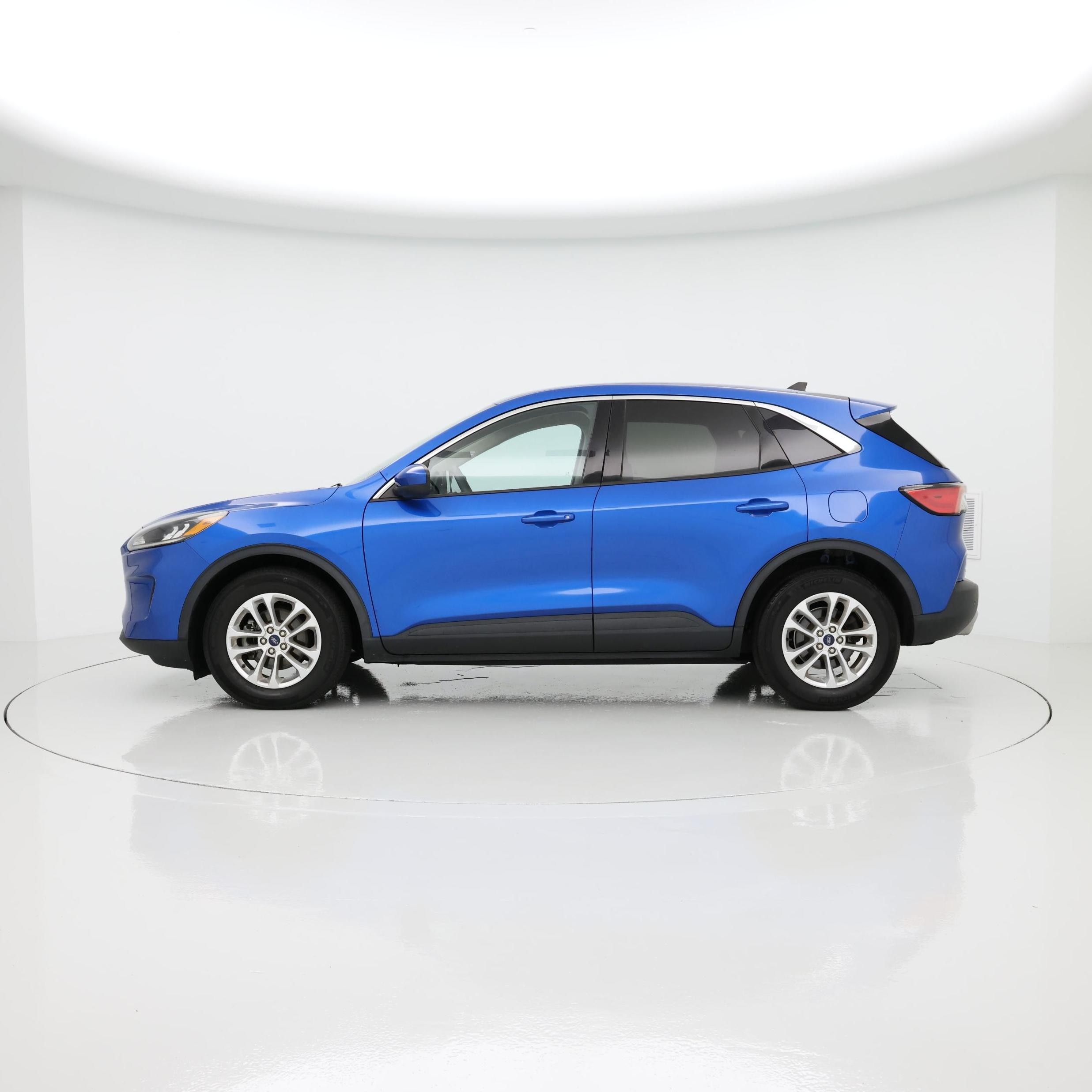 Thumbnail: 2020 Ford Escape - 3