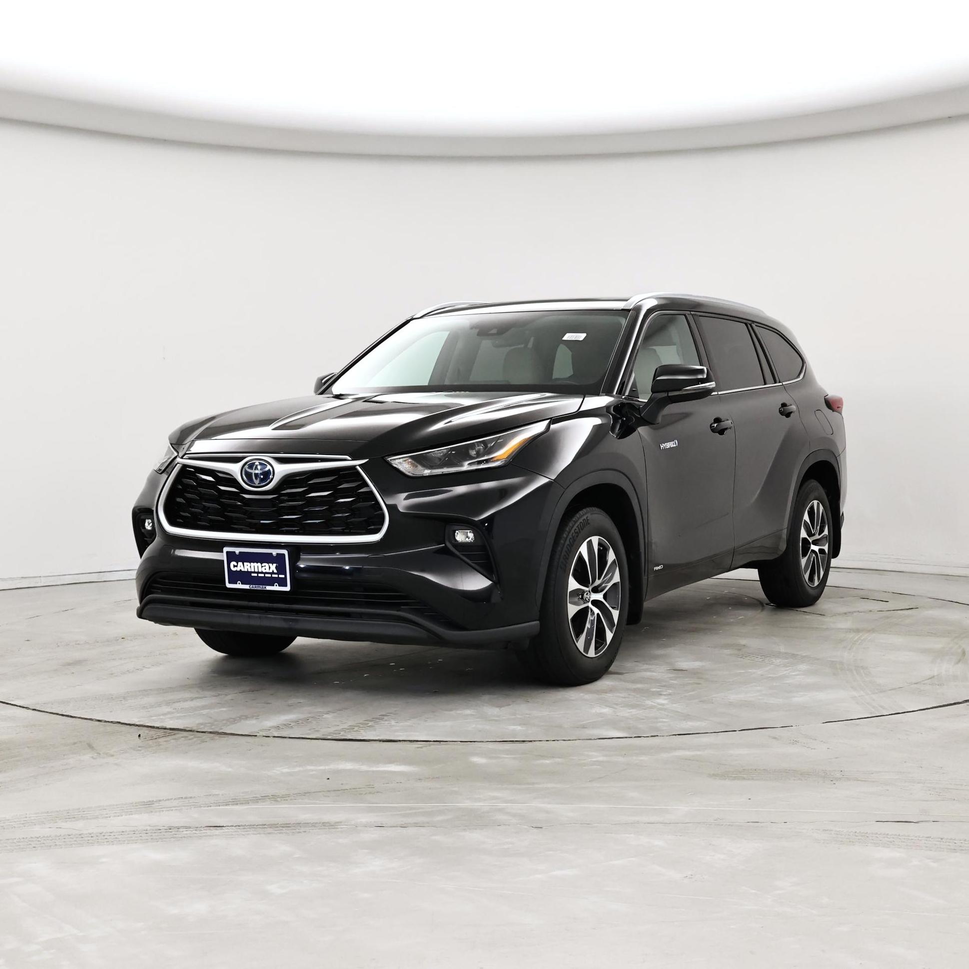 Thumbnail: 2021 Toyota Highlander - 4