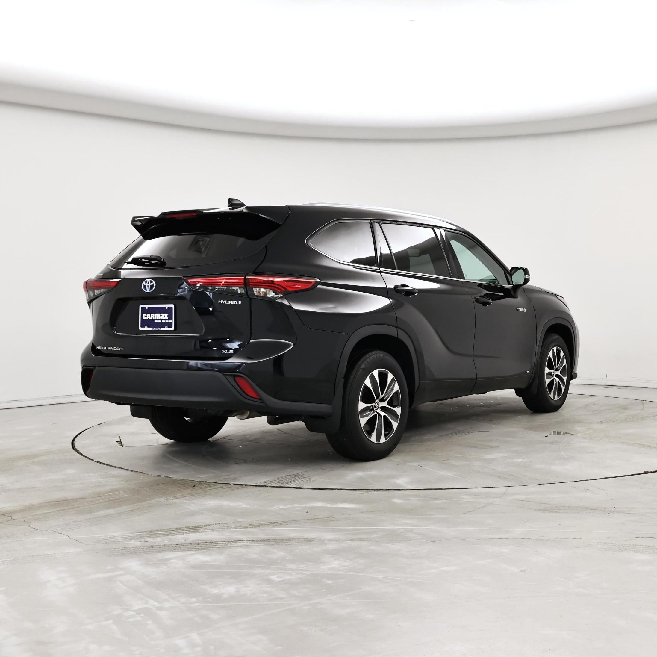 Thumbnail: 2021 Toyota Highlander - 8
