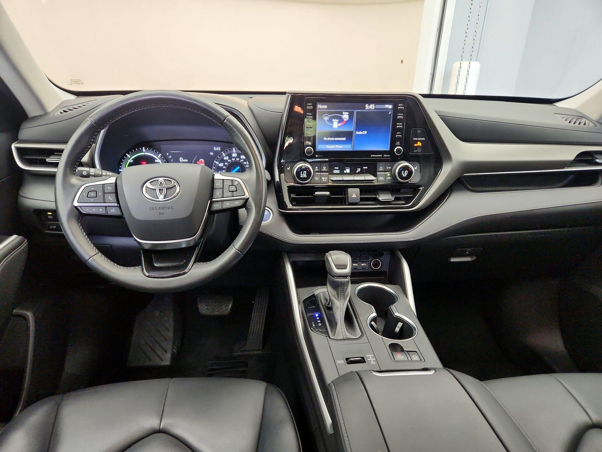 Thumbnail: 2021 Toyota Highlander - 9