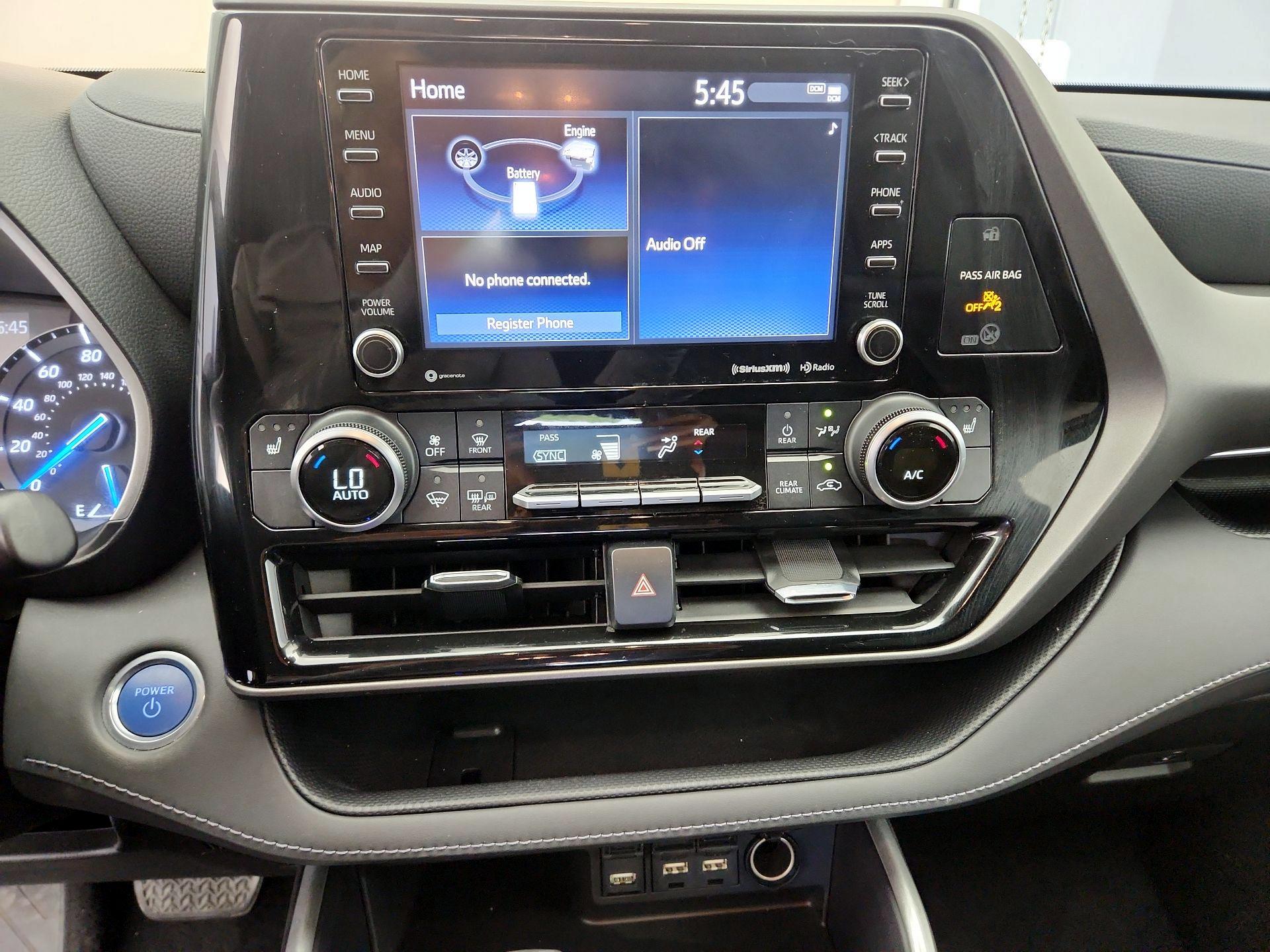 Thumbnail: 2021 Toyota Highlander - 16