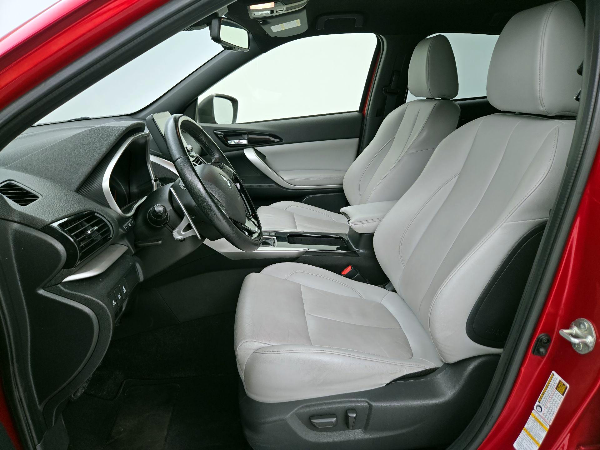 Thumbnail: 2023 Mitsubishi Eclipse Cross - 11