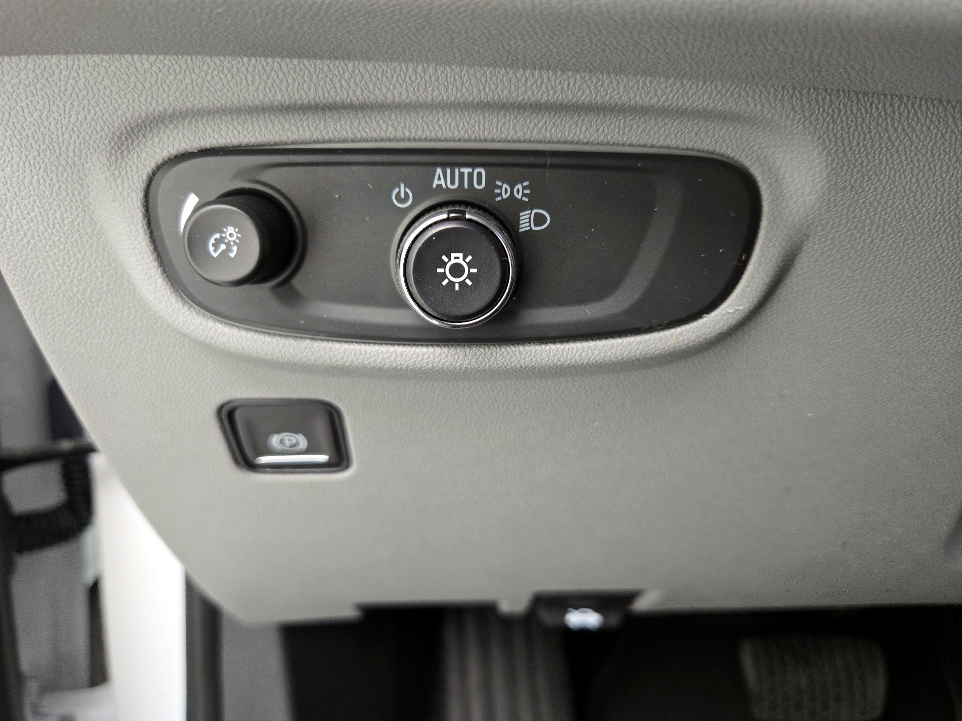 Thumbnail: 2023 GMC Terrain - 13
