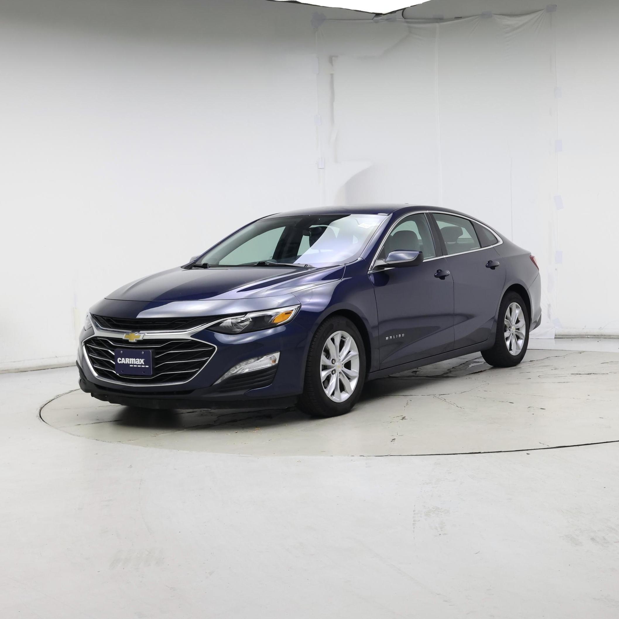 Thumbnail: 2022 Chevrolet Malibu - 4