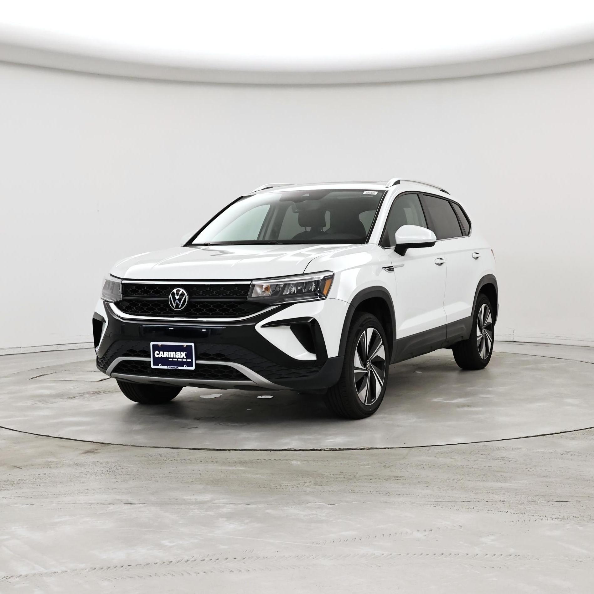 Thumbnail: 2023 Volkswagen Taos - 4