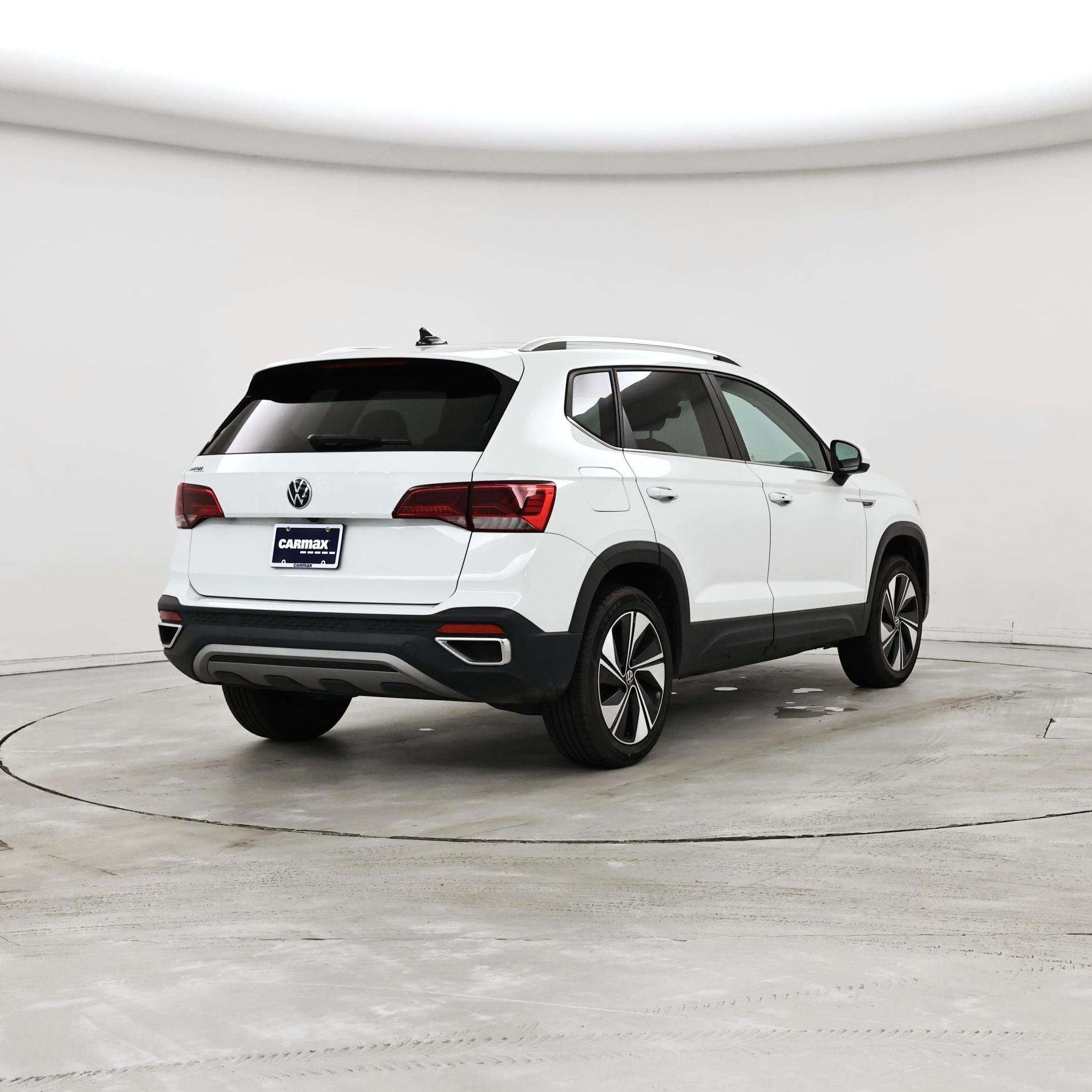 Thumbnail: 2023 Volkswagen Taos - 8