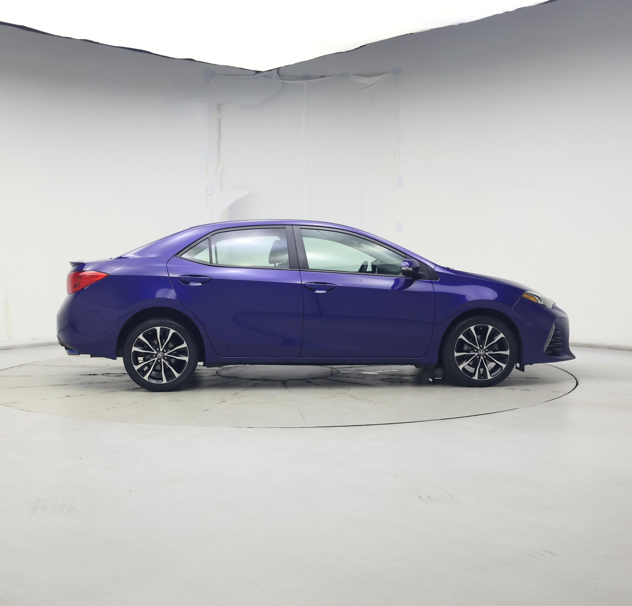 Thumbnail: 2017 Toyota Corolla - 7