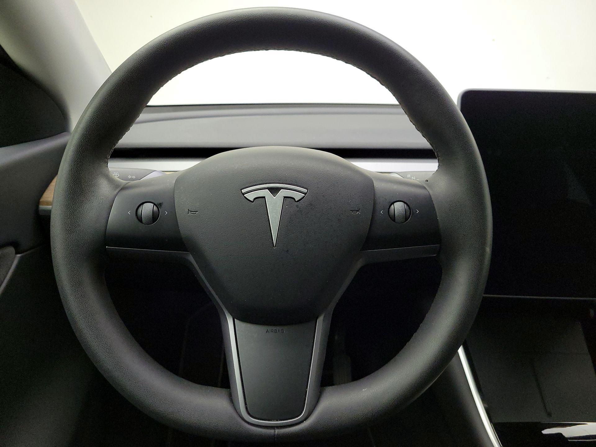 Thumbnail: 2021 Tesla Model Y - 10