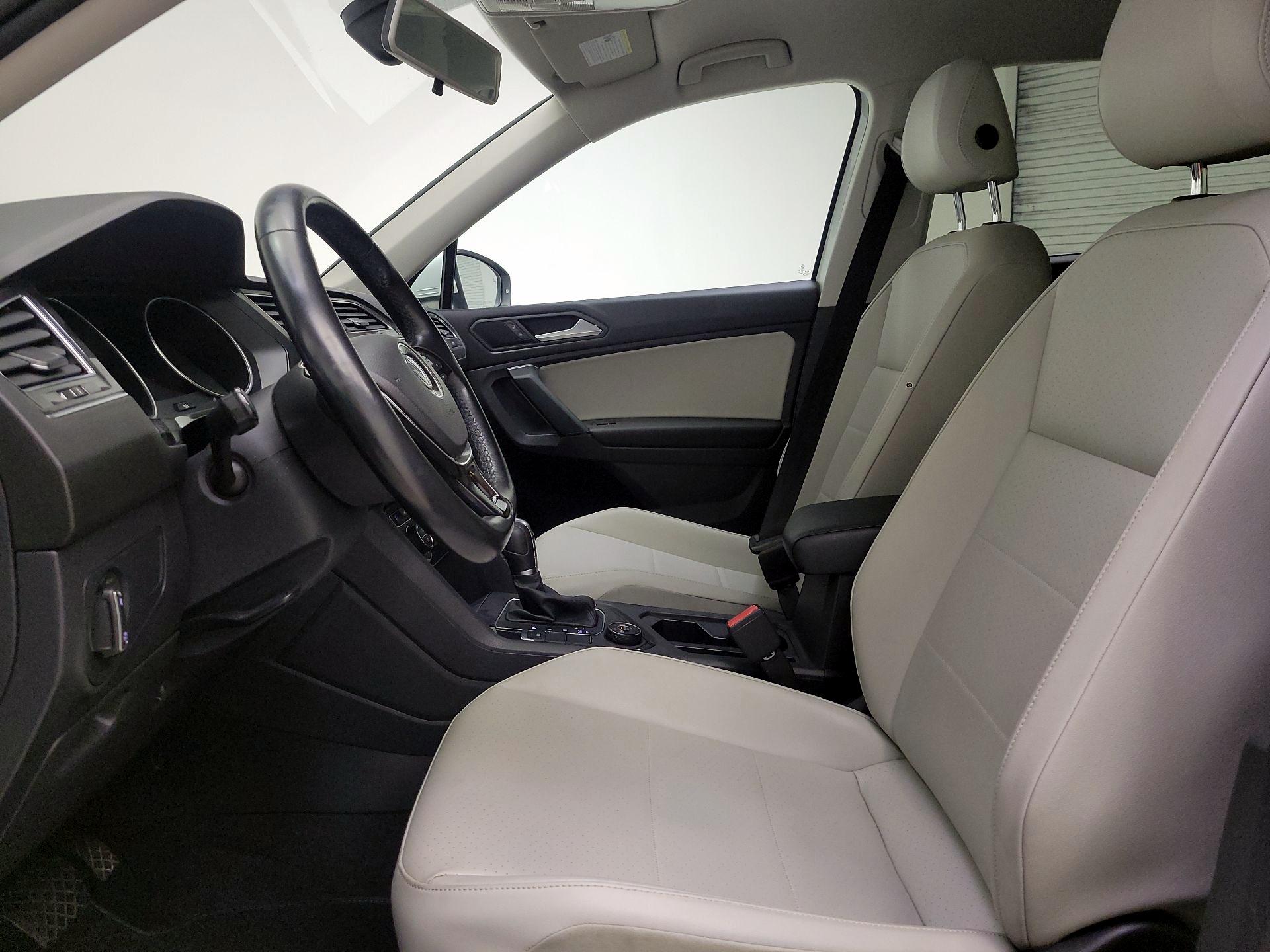 Thumbnail: 2019 Volkswagen Tiguan - 11