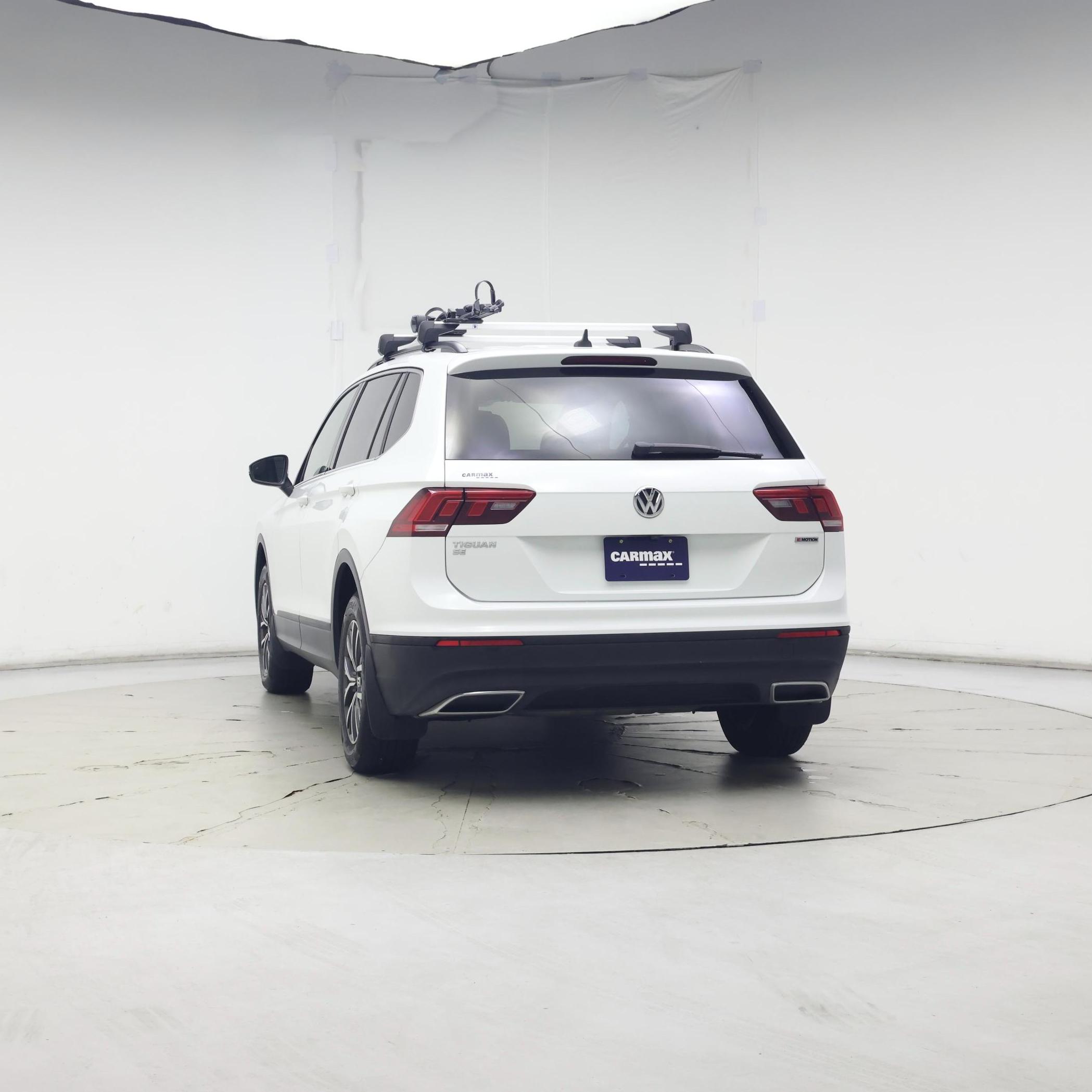 Thumbnail: 2019 Volkswagen Tiguan - 6