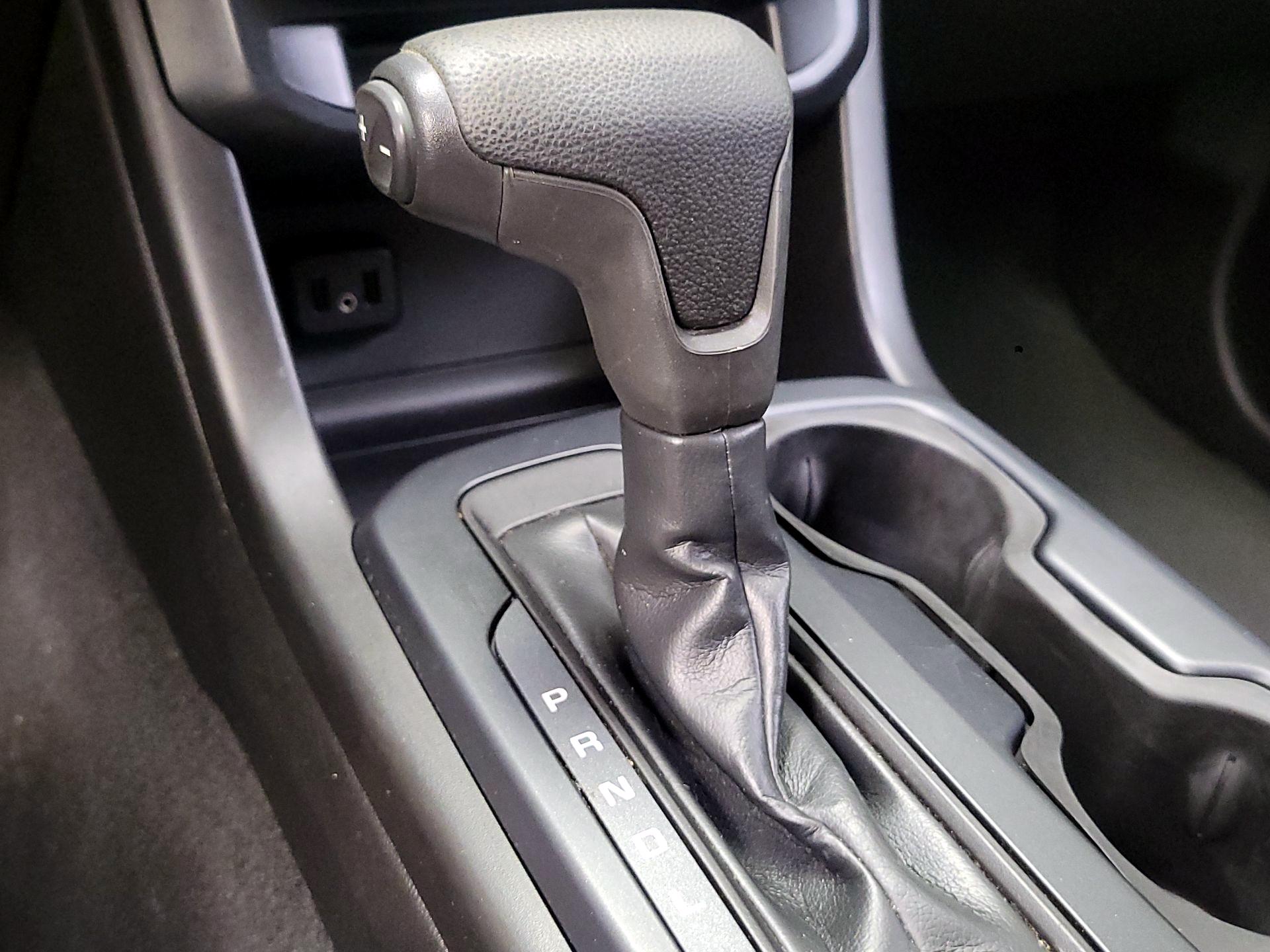 Thumbnail: 2019 Chevrolet Colorado - 17