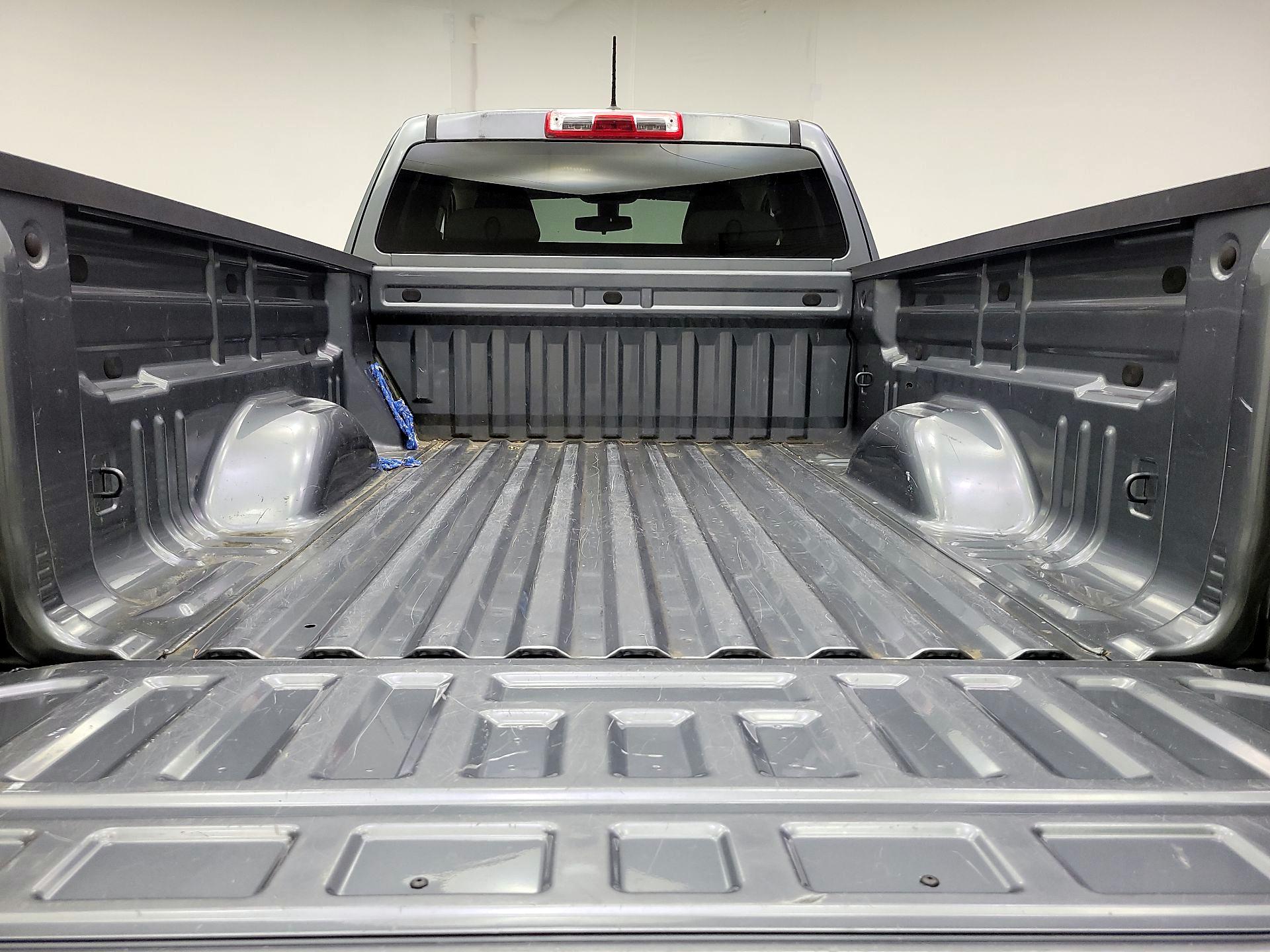 Thumbnail: 2019 Chevrolet Colorado - 20
