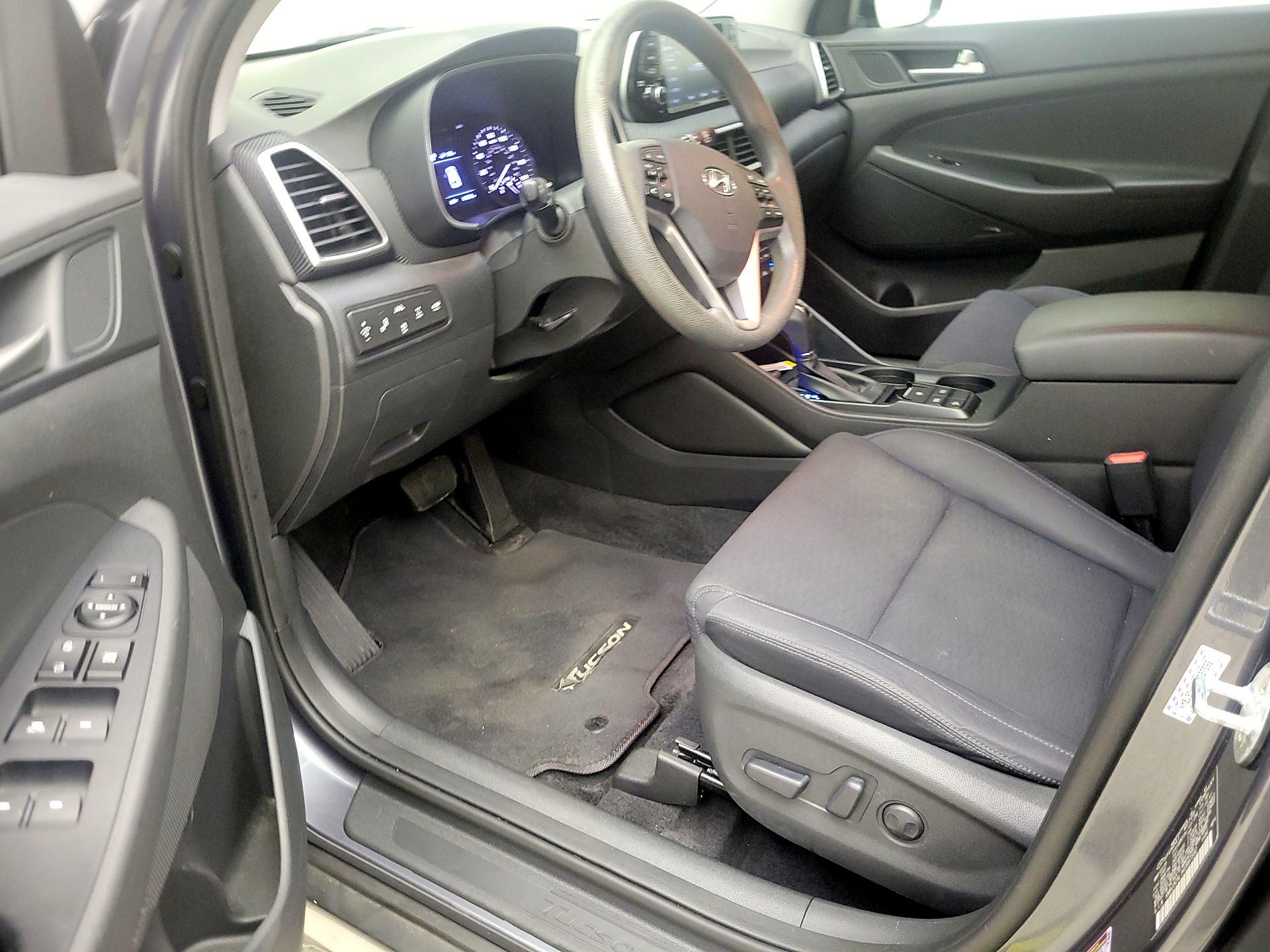 Thumbnail: 2019 Hyundai Tucson - 11