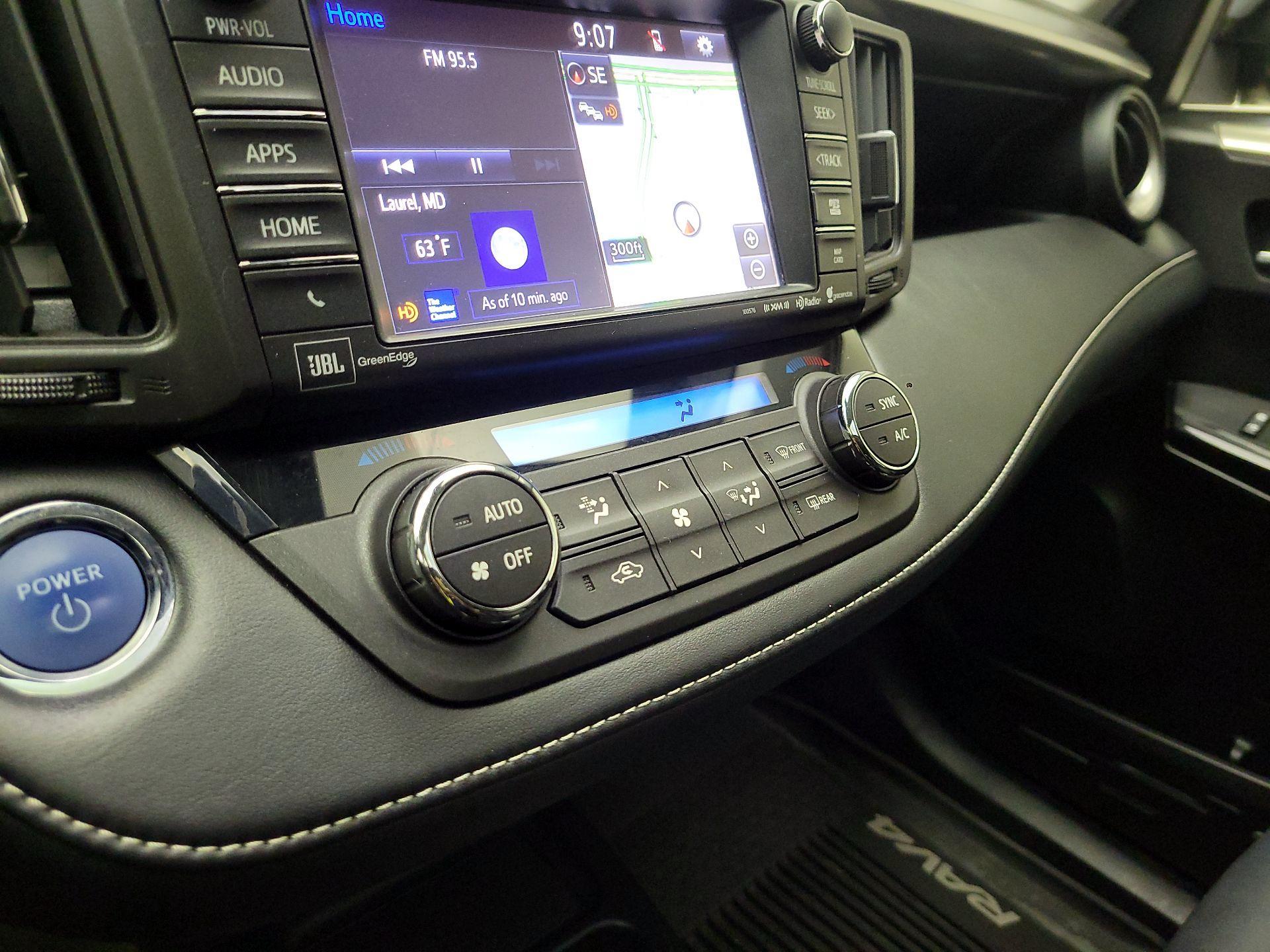 Thumbnail: 2016 Toyota RAV4 - 17
