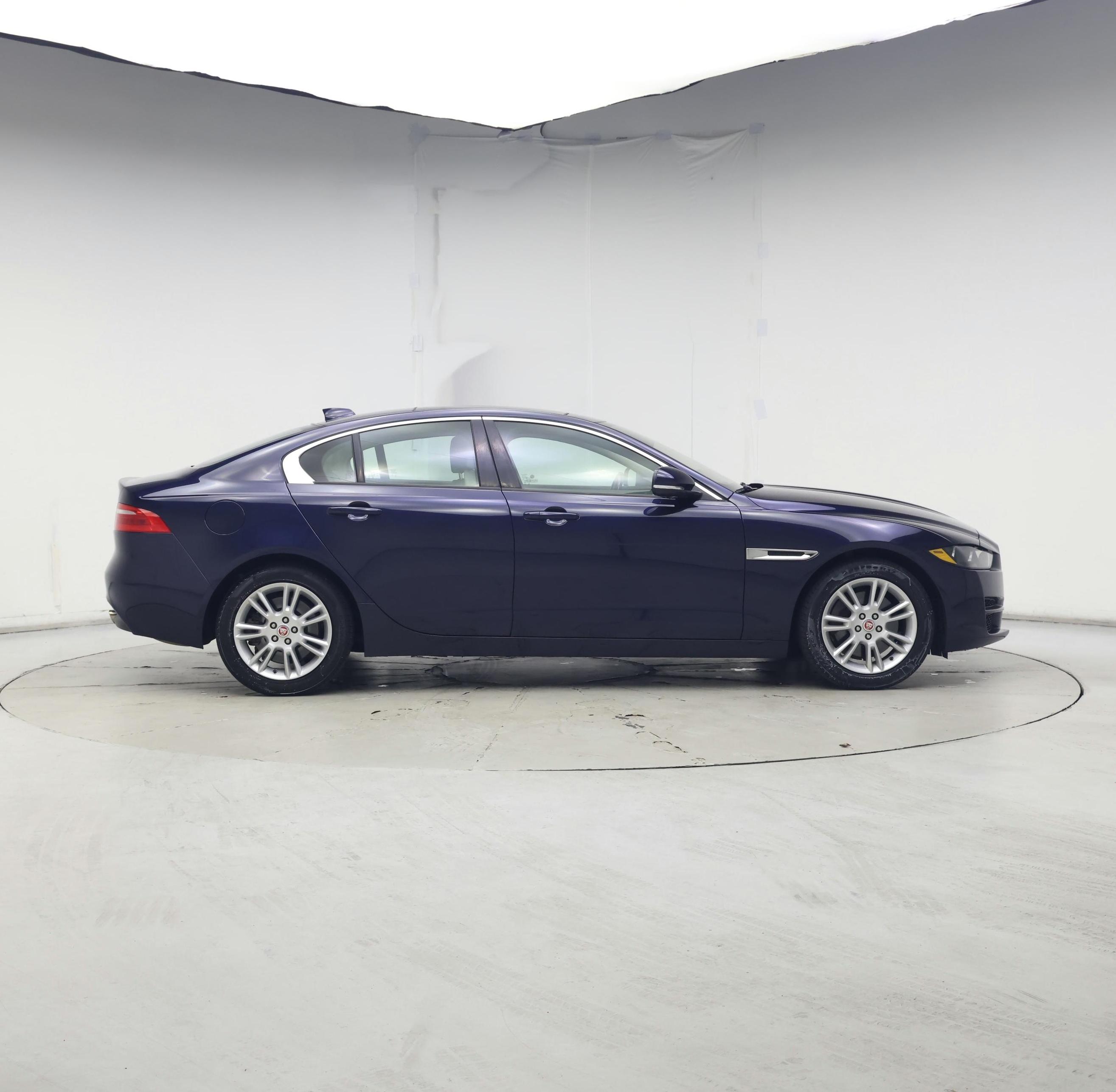 Thumbnail: 2018 Jaguar XE - 7