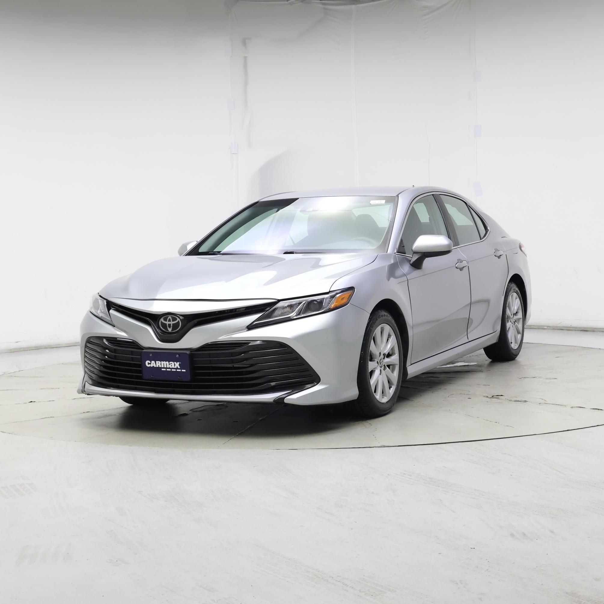 Thumbnail: 2020 Toyota Camry - 4