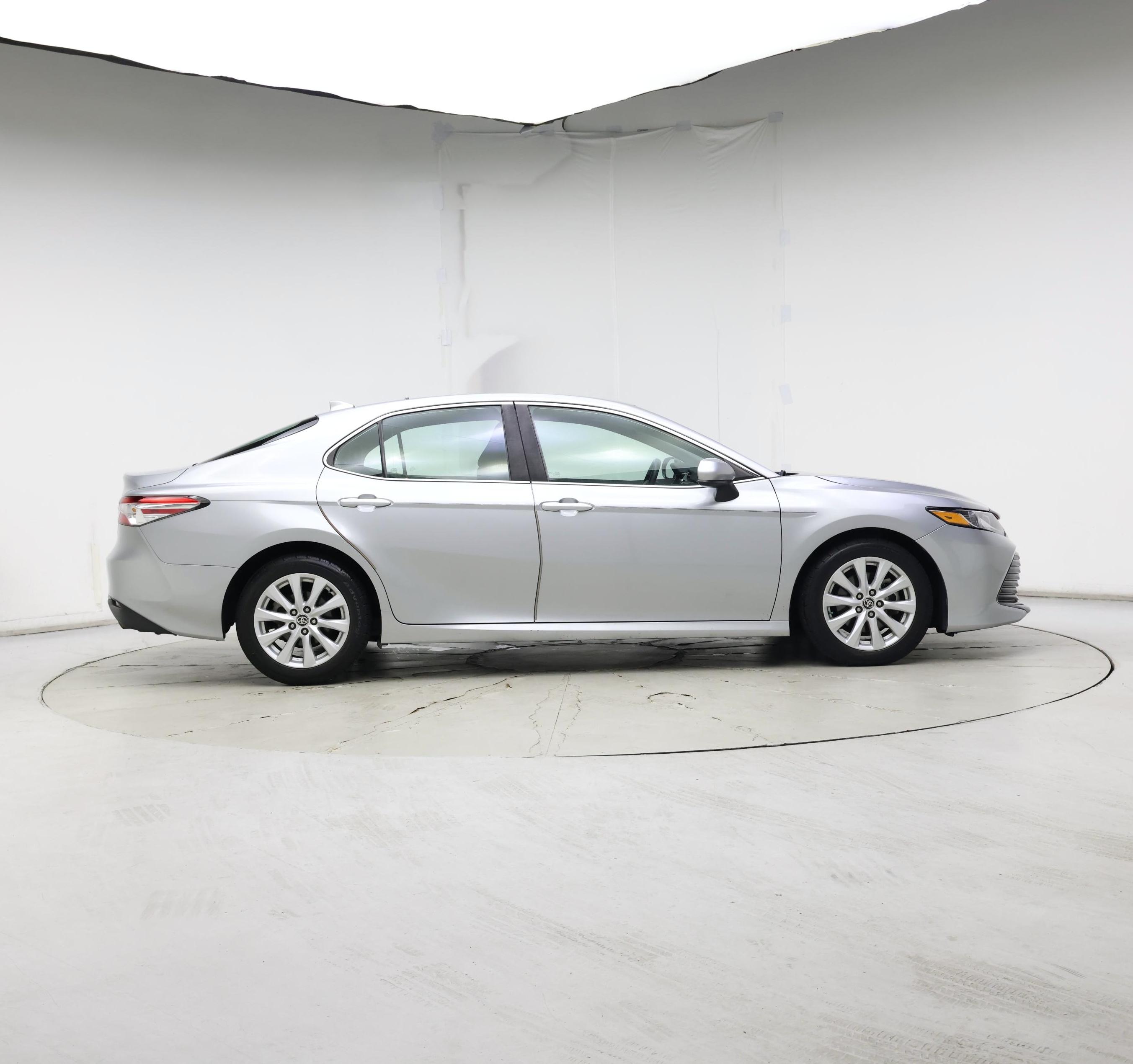Thumbnail: 2020 Toyota Camry - 7