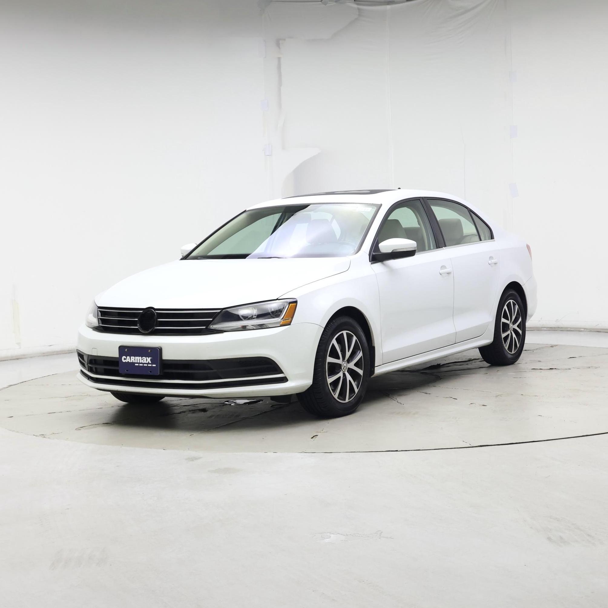 Thumbnail: 2017 Volkswagen Jetta - 4