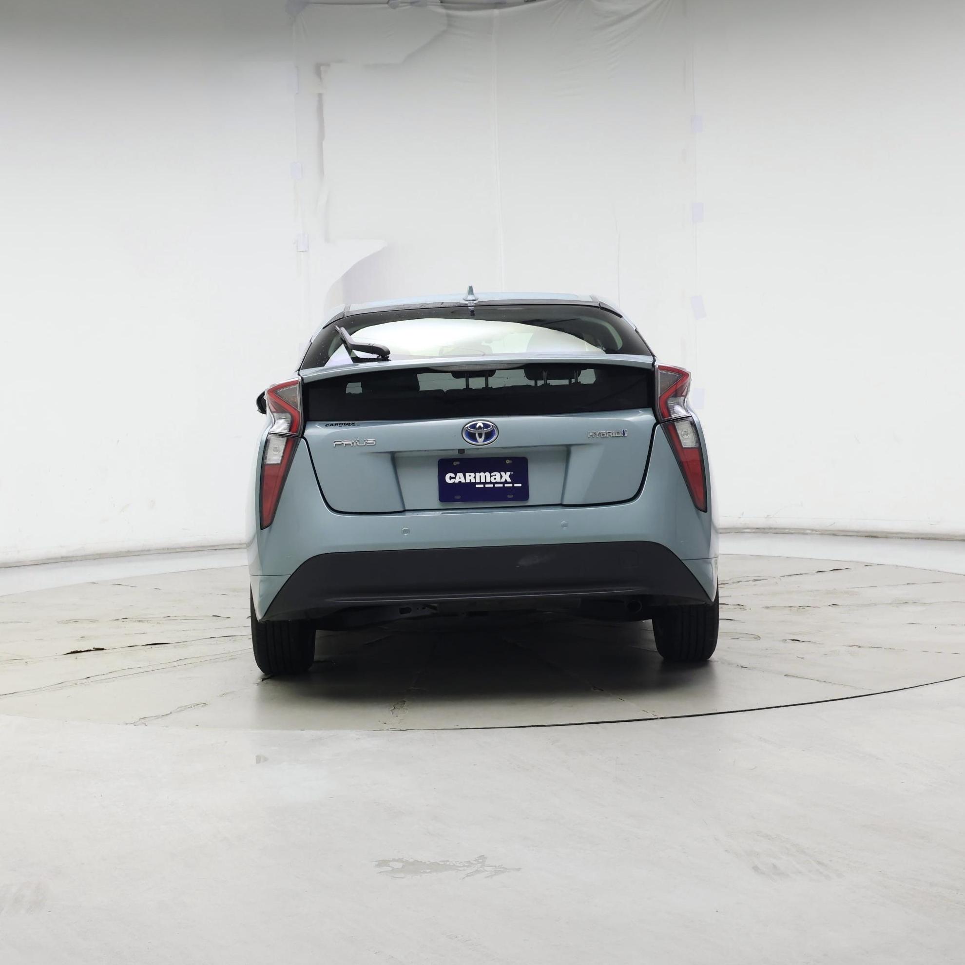 Thumbnail: 2017 Toyota Prius - 6