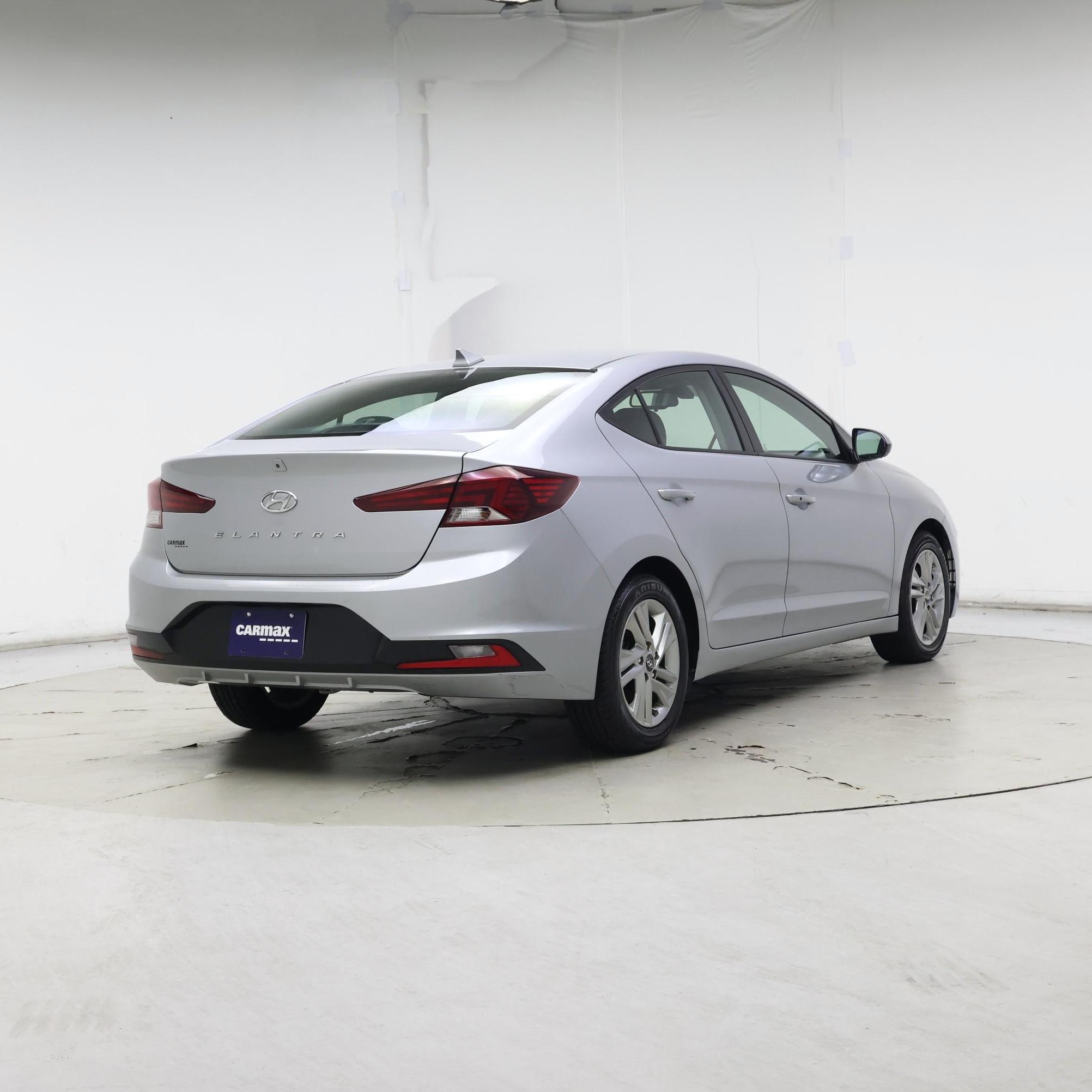 Thumbnail: 2020 Hyundai Elantra - 8