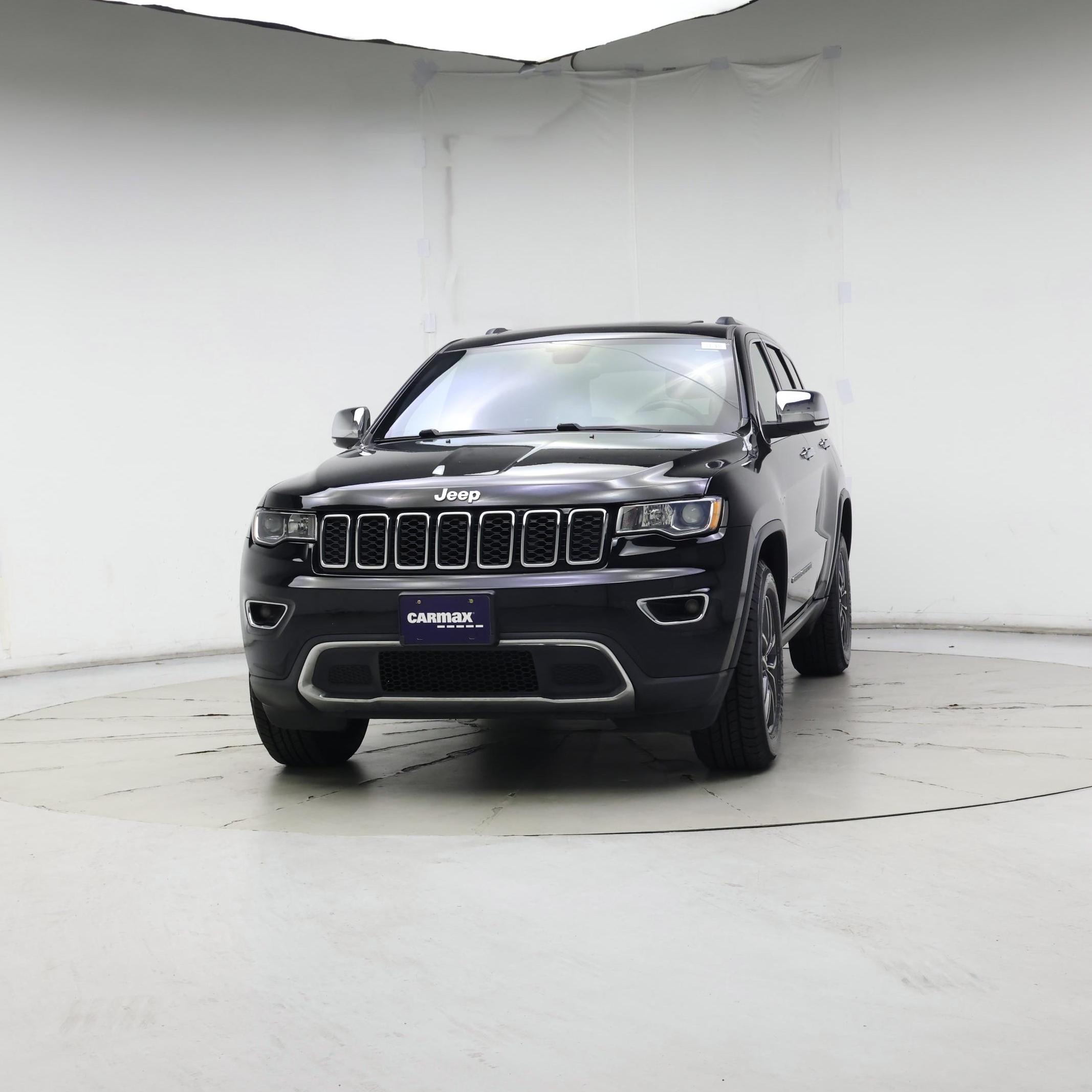 Thumbnail: 2017 Jeep Grand Cherokee - 4