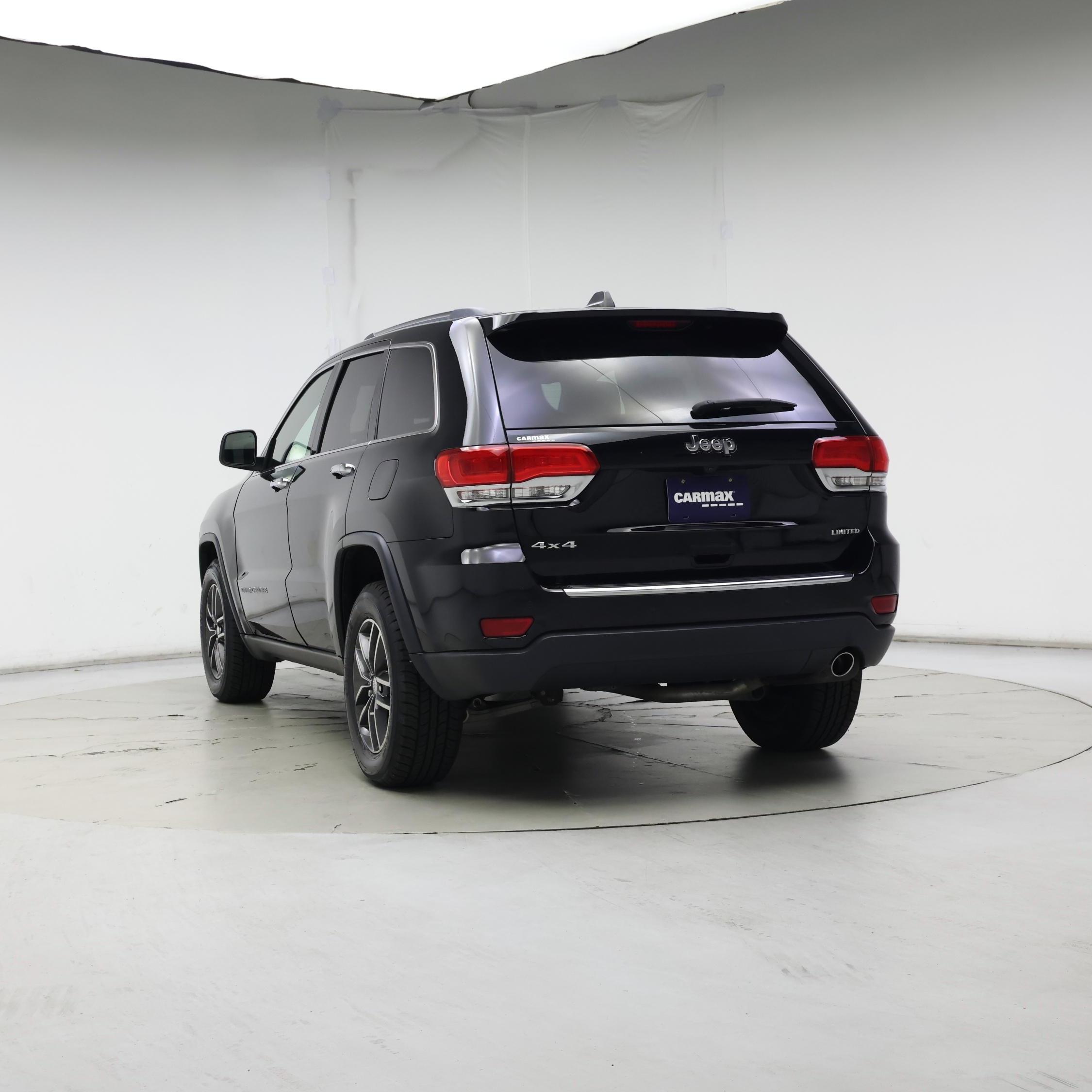 Thumbnail: 2017 Jeep Grand Cherokee - 6