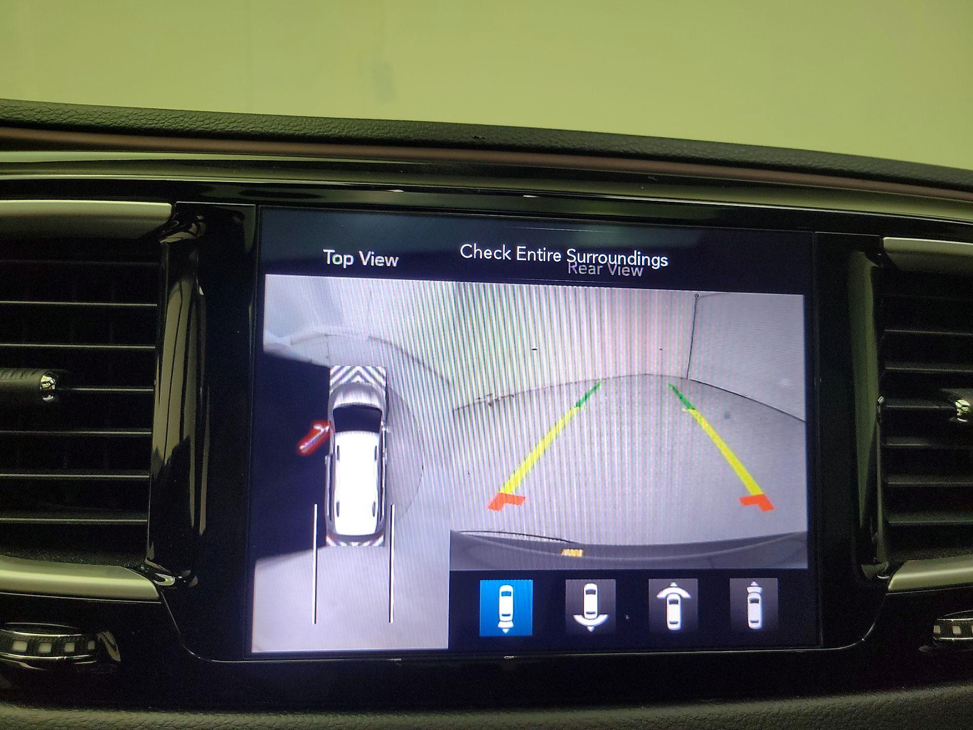 Thumbnail: 2020 Chrysler Pacifica - 14