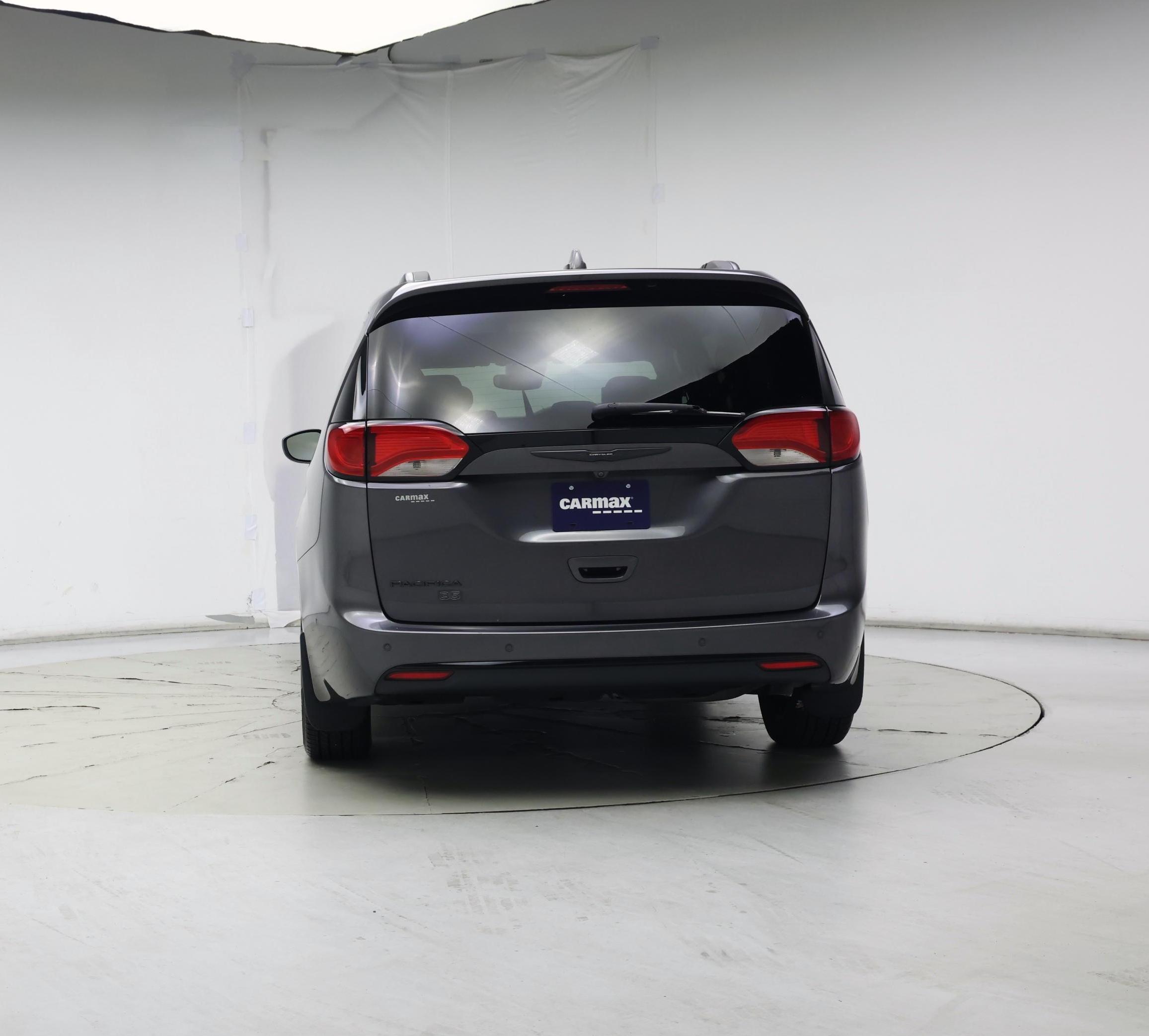 Thumbnail: 2020 Chrysler Pacifica - 6