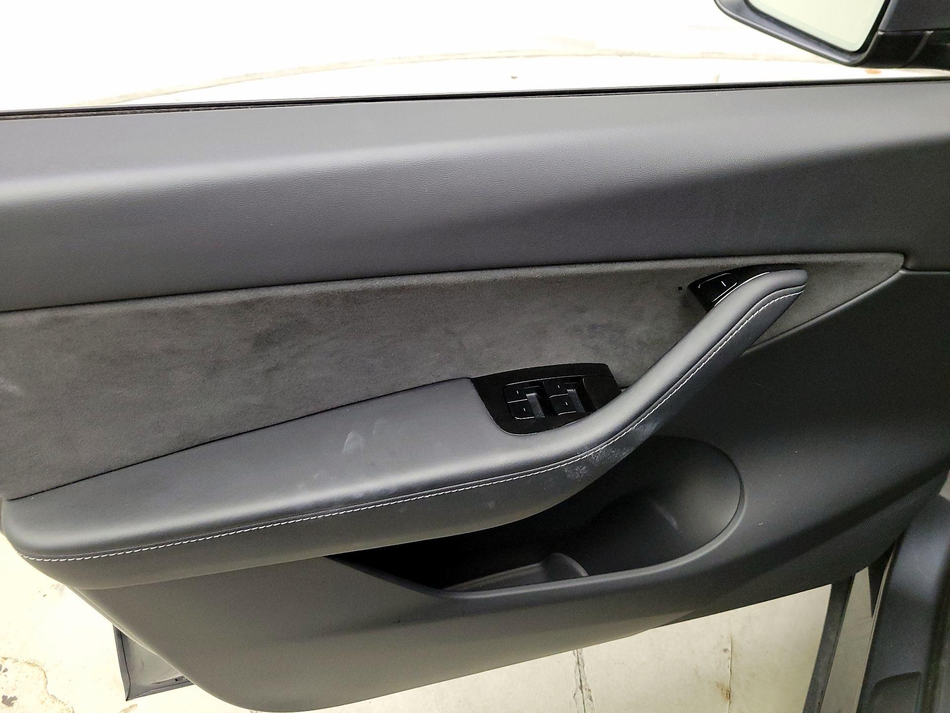 Thumbnail: 2020 Tesla Model Y - 12