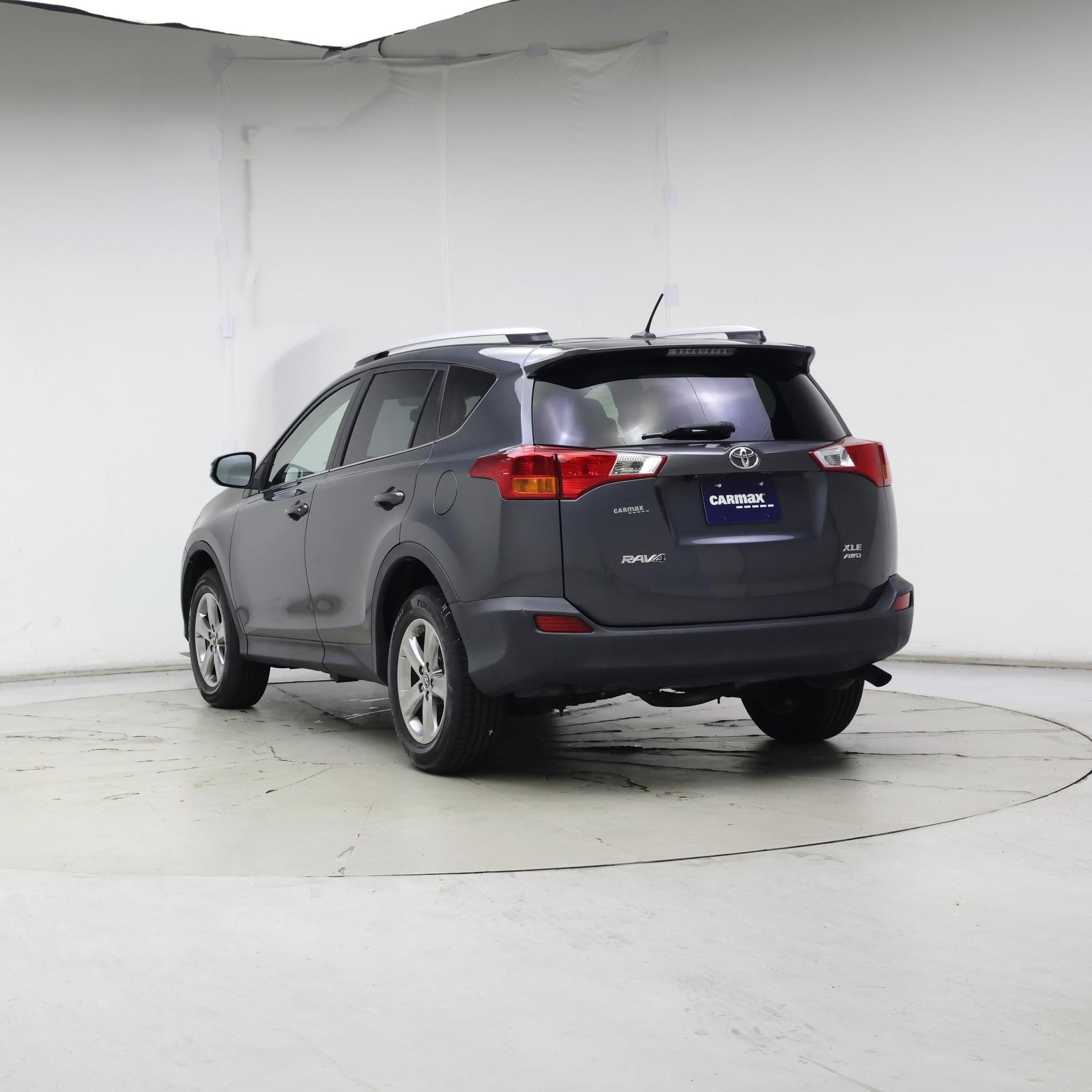 Thumbnail: 2015 Toyota RAV4 - 2