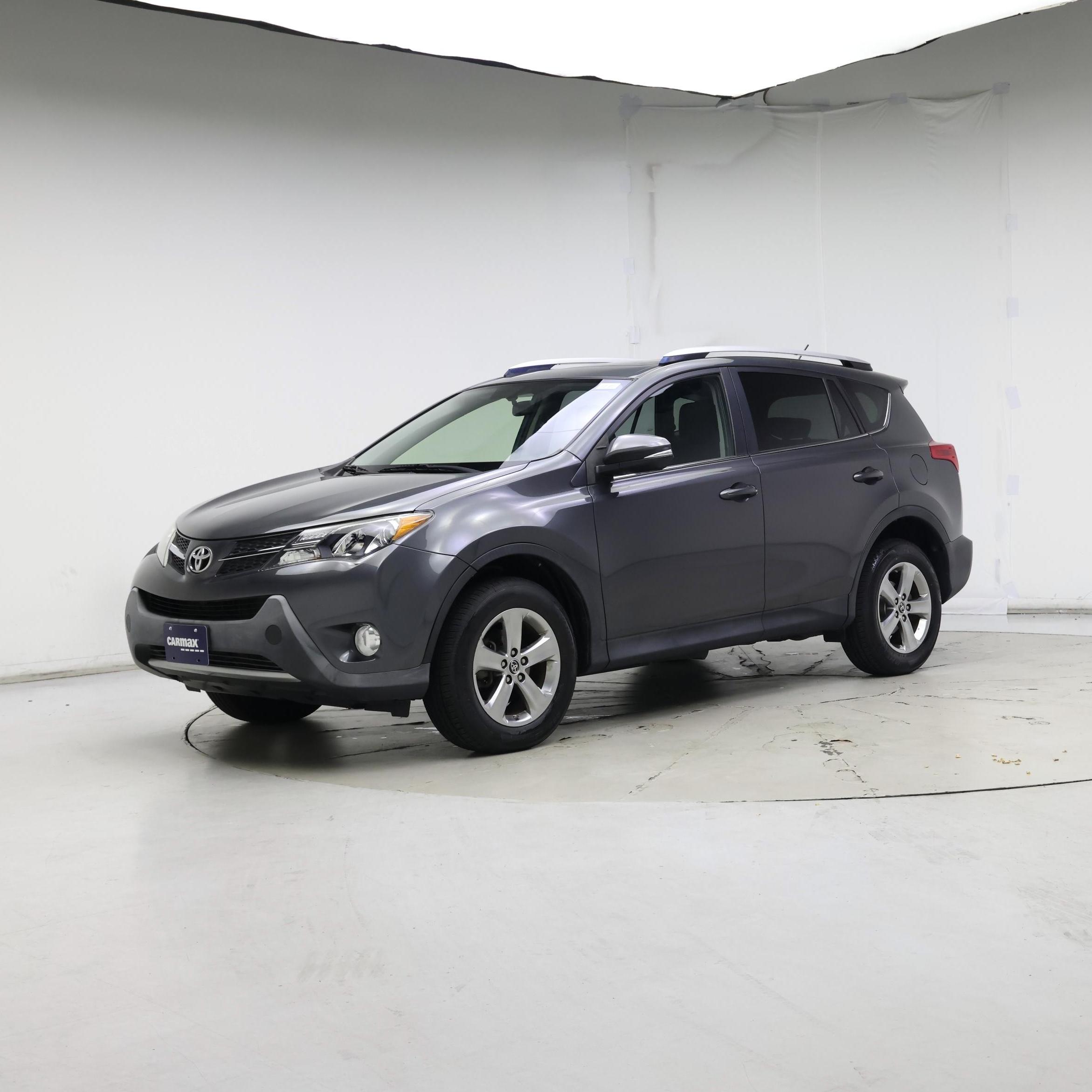 Thumbnail: 2015 Toyota RAV4 - 4