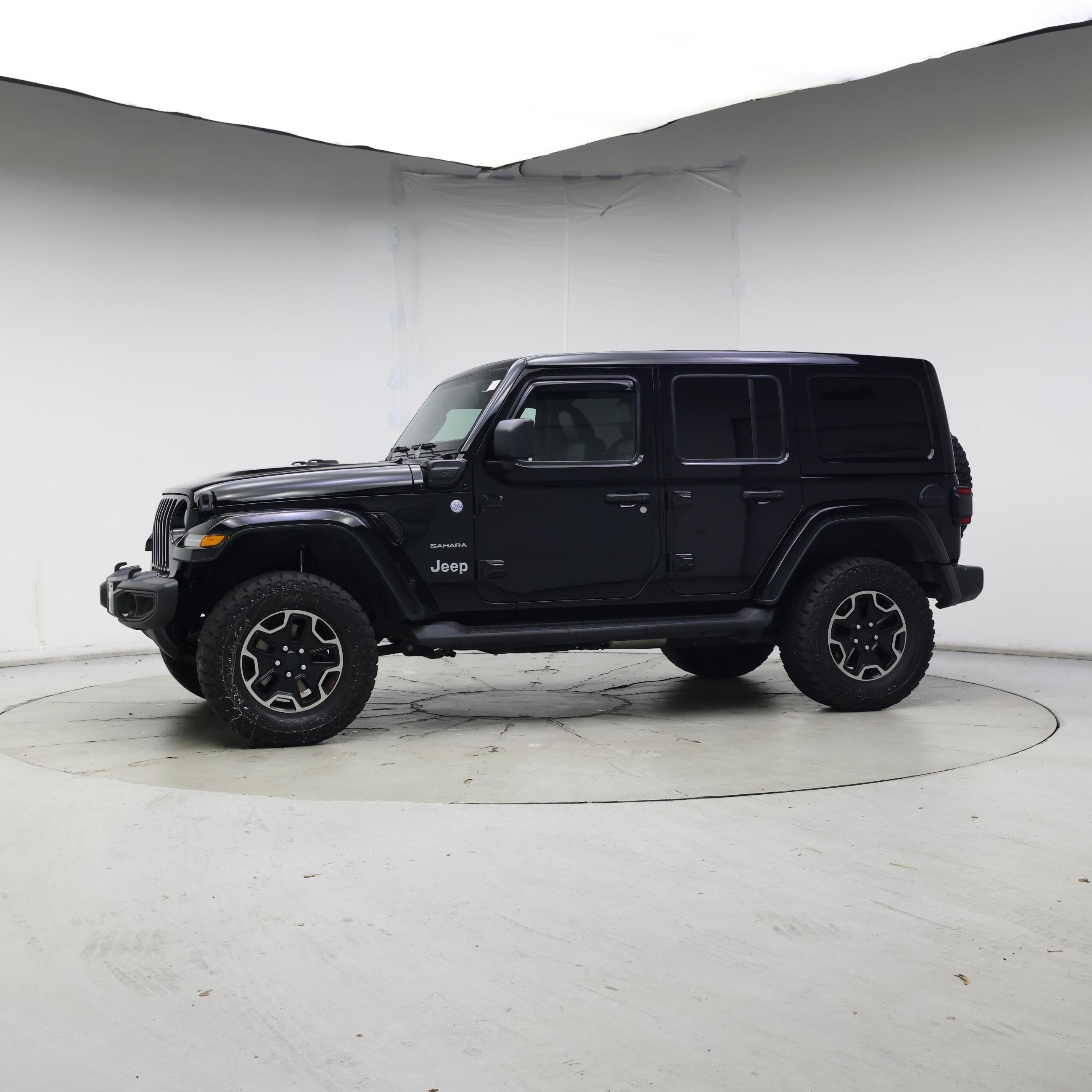 Thumbnail: 2022 Jeep Wrangler - 3