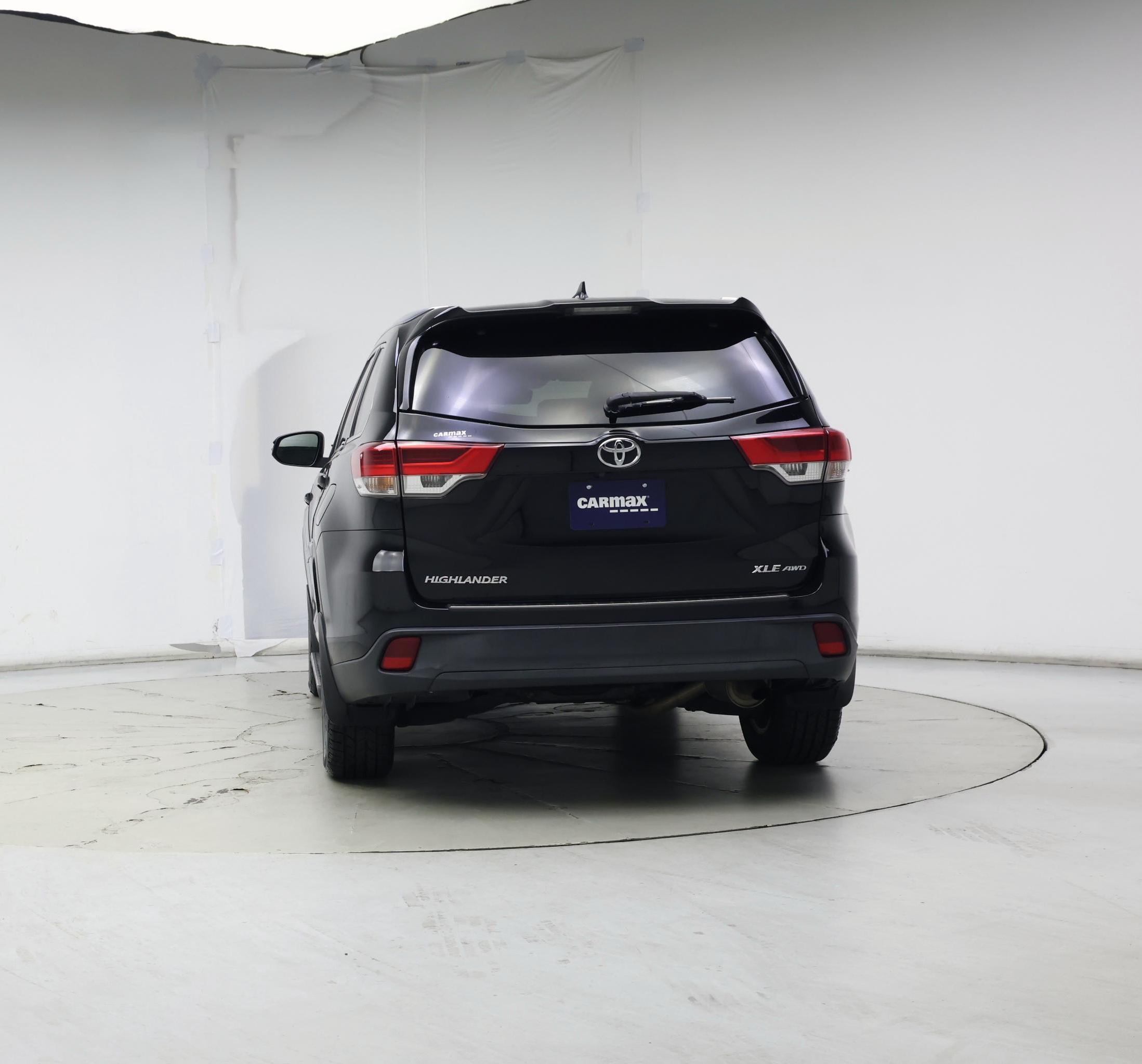 Thumbnail: 2018 Toyota Highlander - 6