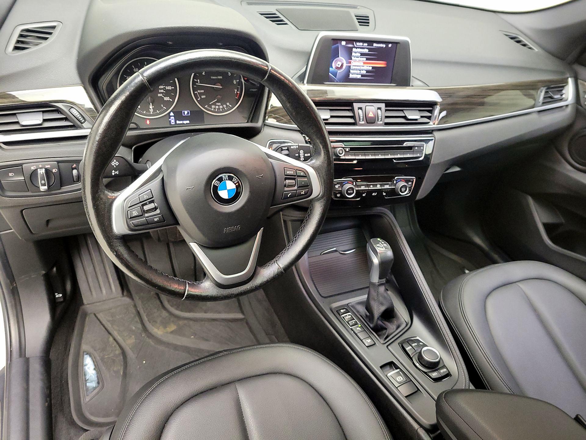 Thumbnail: 2017 BMW X1 - 9